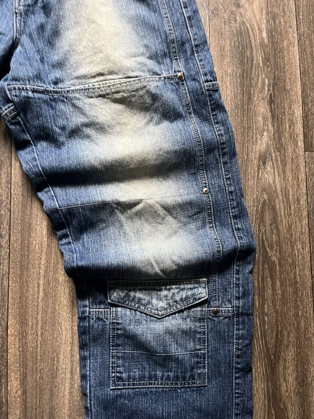 Southpole BAGGY VINTAGE Y2K SOUTHPOLE MULTI POCKET JEANS Size US 36 / EU 52 - 9 Thumbnail