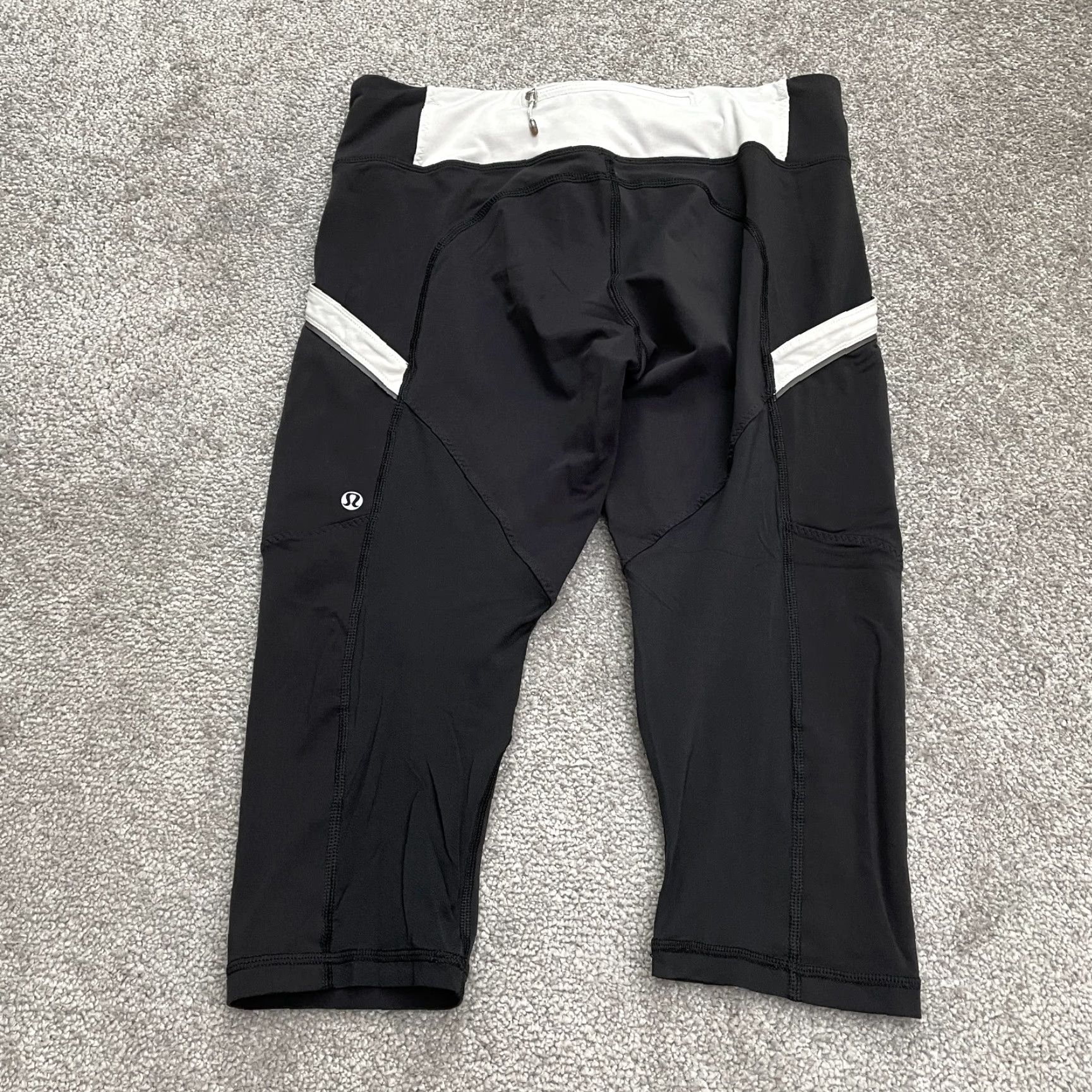 Lululemon Lululemon Run Mod Moves Crop Pants Womens 8 Black Zip Pocket Active Yoga 28x17 Womens Size 30" / US 8 / IT 44 - 2 Thumbnail