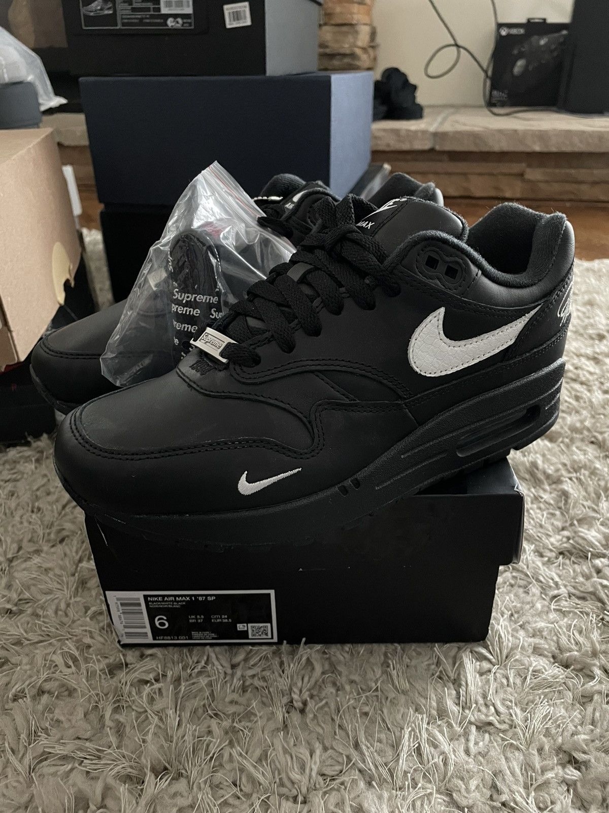 Nike Air Max 1 87 x Supreme Black Size US 7.5 / IT 37.5 - 1 Thumbnail