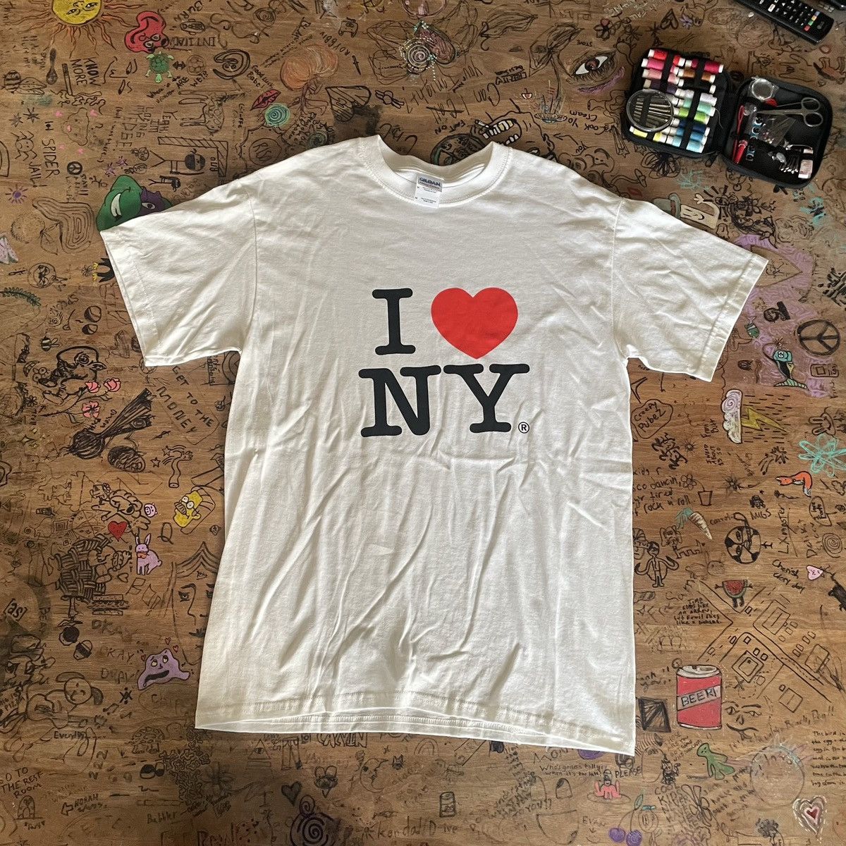 Gildan I Heart NY Shirt Size US M / EU 48-50 / 2 - 1 Thumbnail
