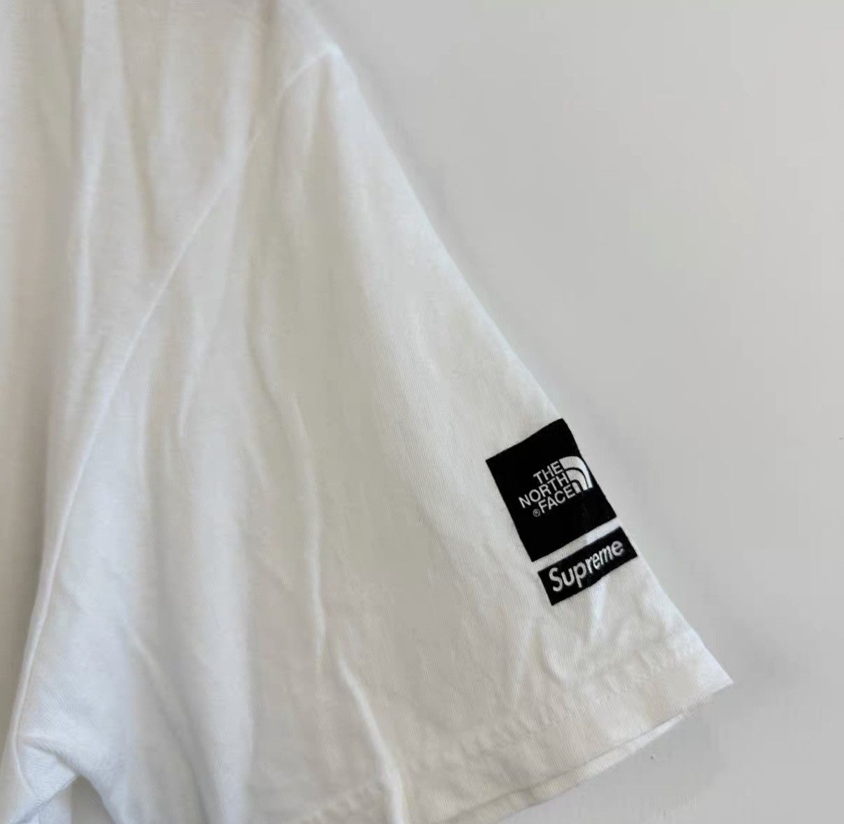 Supreme Supreme x The North Face Graphic Short Sleeve Tee J42 Size US M / EU 48-50 / 2 - 5 Thumbnail