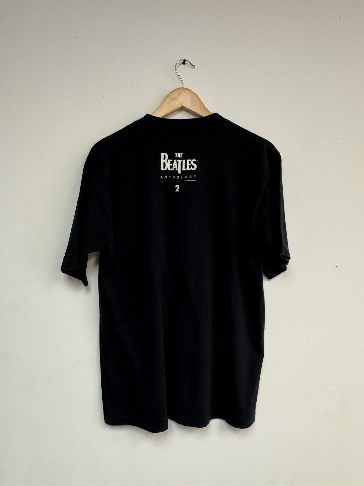 Vintage 1996 The Beatles Anthology 2 Tee Size US L / EU 52-54 / 3 - 5 Thumbnail