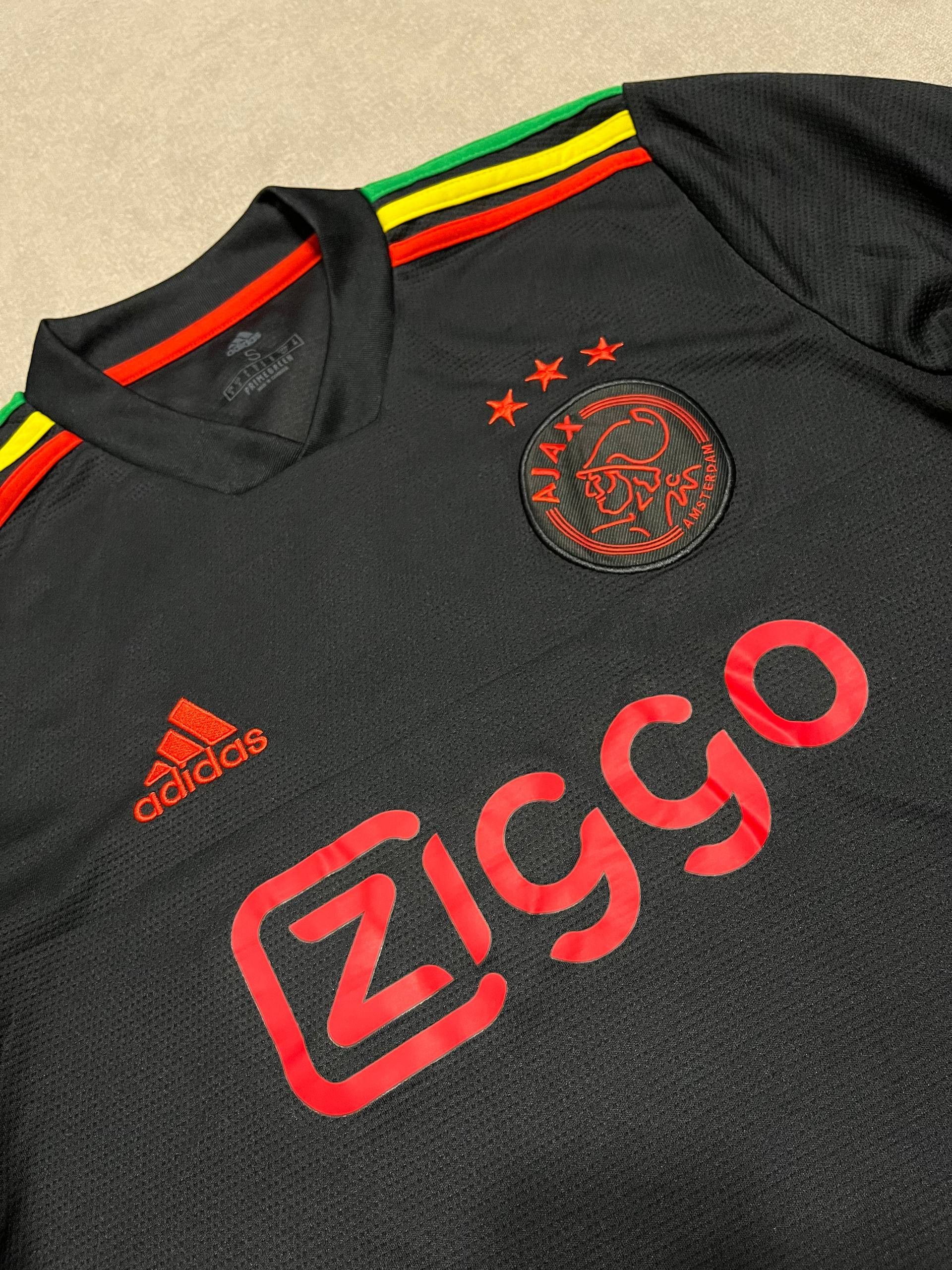 Adidas Adidas Jersey Ajax 2021 2022 Bob Marley Third Mens T shirt Size US S / EU 44-46 / 1 - 4 Thumbnail