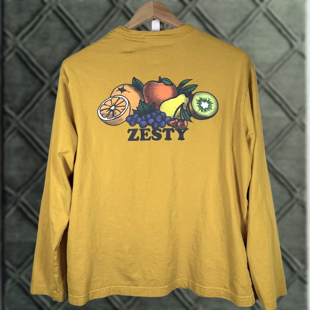Vintage Original Use Zesty Long Sleeve T-Shirt Mustard Yellow Graphic Men's Size Large Size US L / EU 52-54 / 3 - 1 Thumbnail