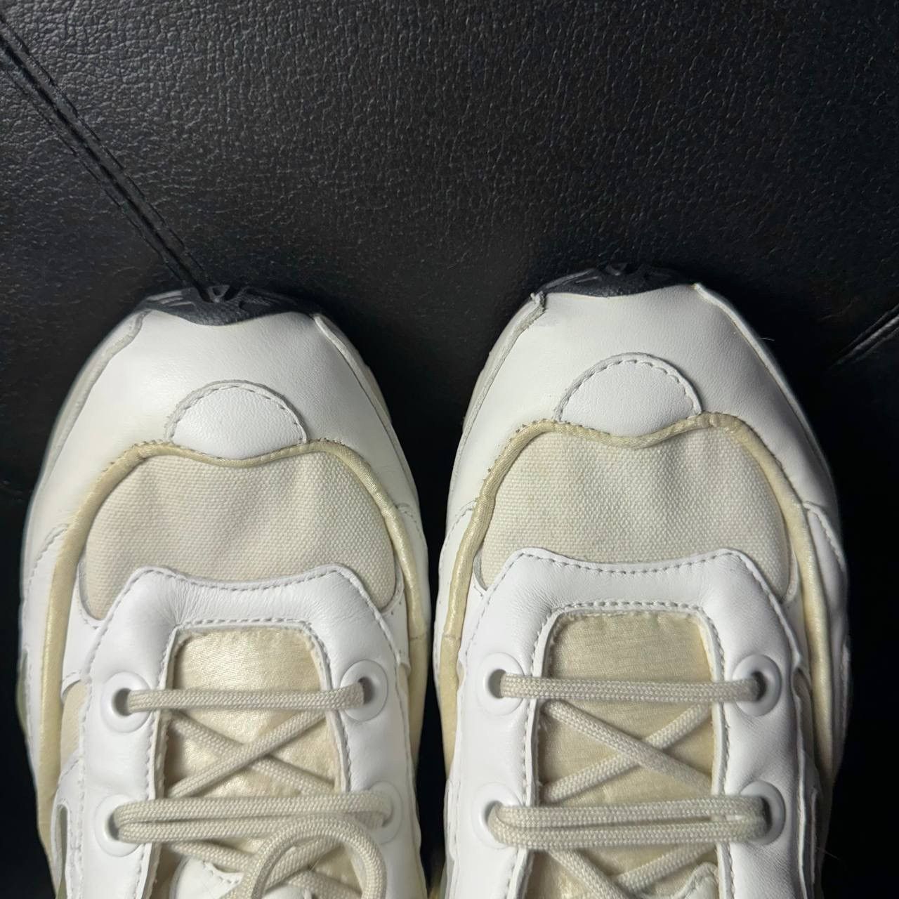 Adidas × Raf Simons Adidas Raf Simons Ozweego Cream White Size US 6.5 / IT 36.5 - 8 Thumbnail
