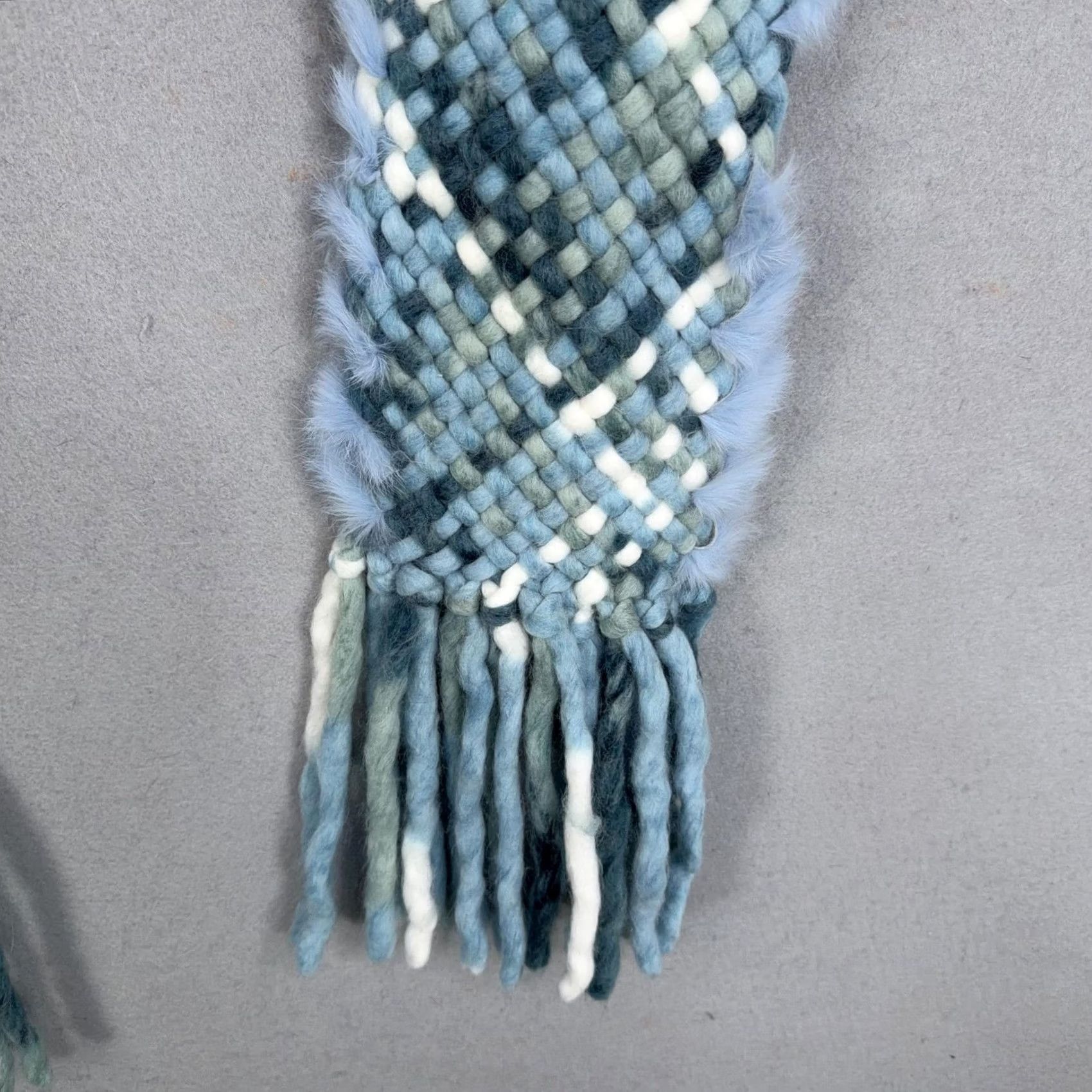 Vintage Wool Rabbit Fur Scarf Womens One Size Blue Plaid Chunky Knit Fringe Winter Cozy Size ONE SIZE - 4 Thumbnail