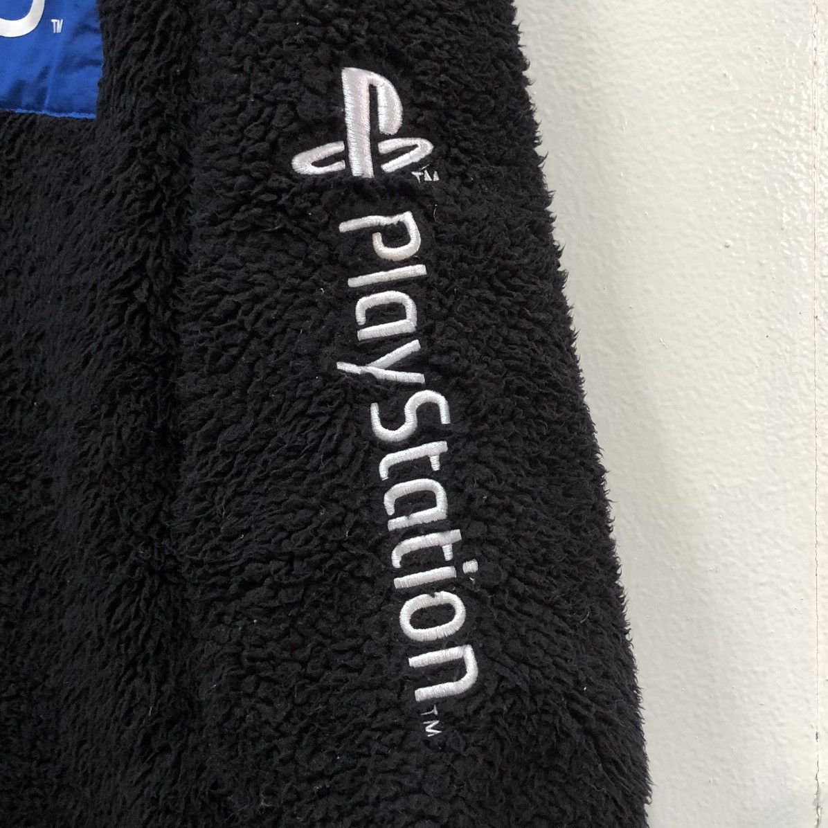 GU PLAYSTATION x Gu Japanese Brand Fleece Sweatshirts Size US L / EU 52-54 / 3 - 4 Thumbnail