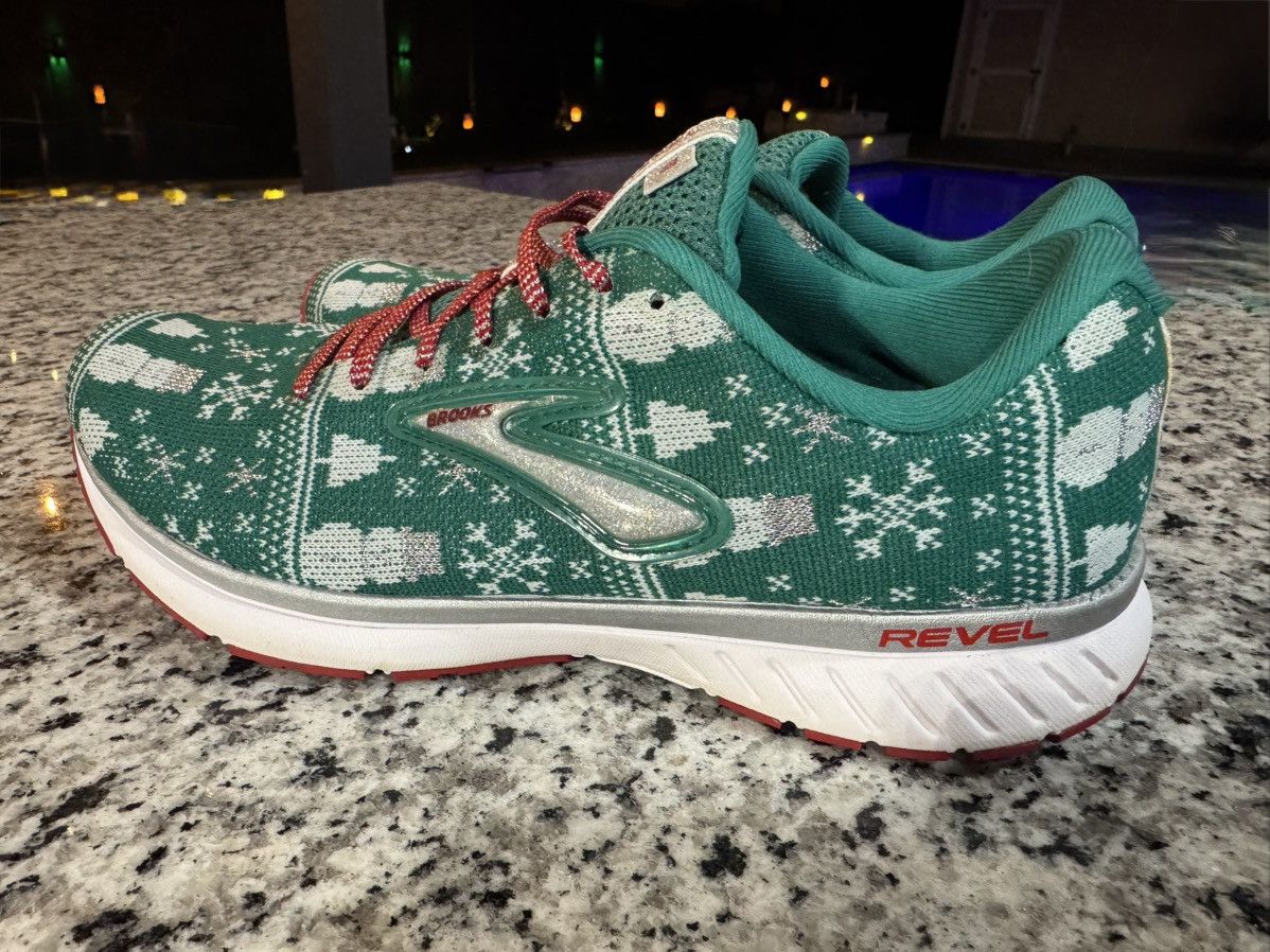 Brooks Brooks Revel 3 Run Merry size 9.5 Size US 9.5 / IT 39.5 - 5 Thumbnail