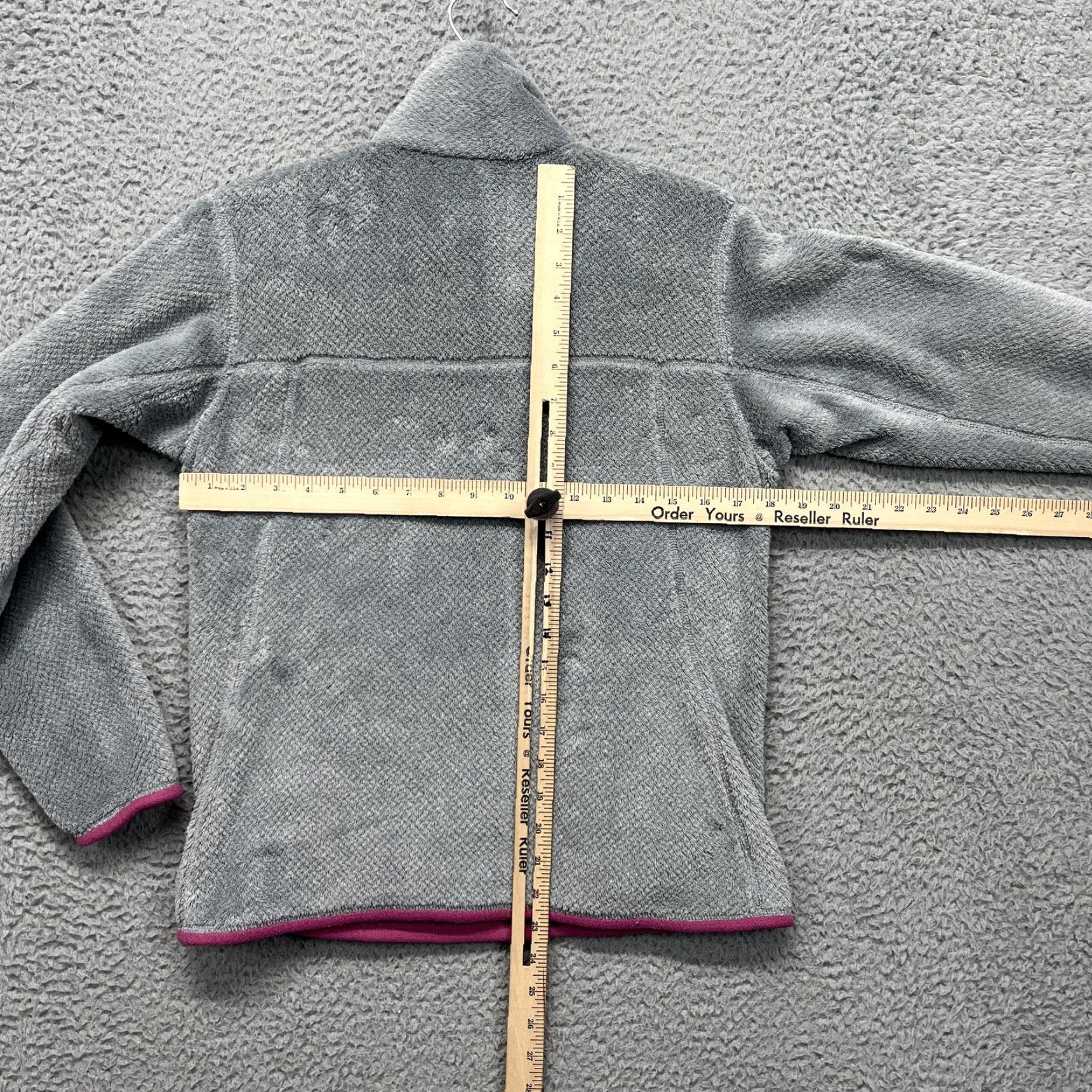 Patagonia **Womens Patagonia Re-Tool Snap-T Pullover Jacket Small Gray Fleece** User: **Patagonia Re-Tool Snap-T Pullover Jacket Small Gray Fleece Womens** Size S / US 4 / IT 40 - 7 Thumbnail