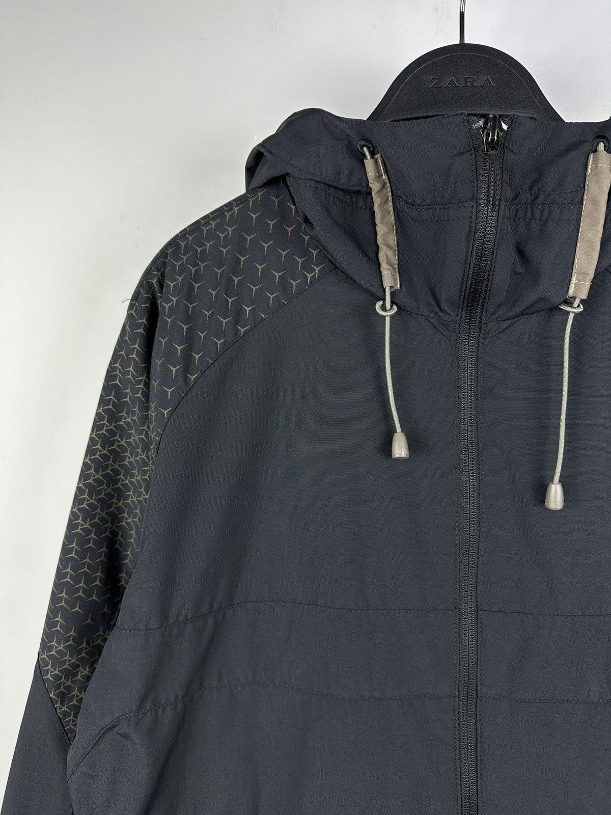 Nike × Vintage Vintage Y2K Nike Swoosh Nylon Zip Up Jacket Hype Drill Size US M / EU 48-50 / 2 - 2 Thumbnail