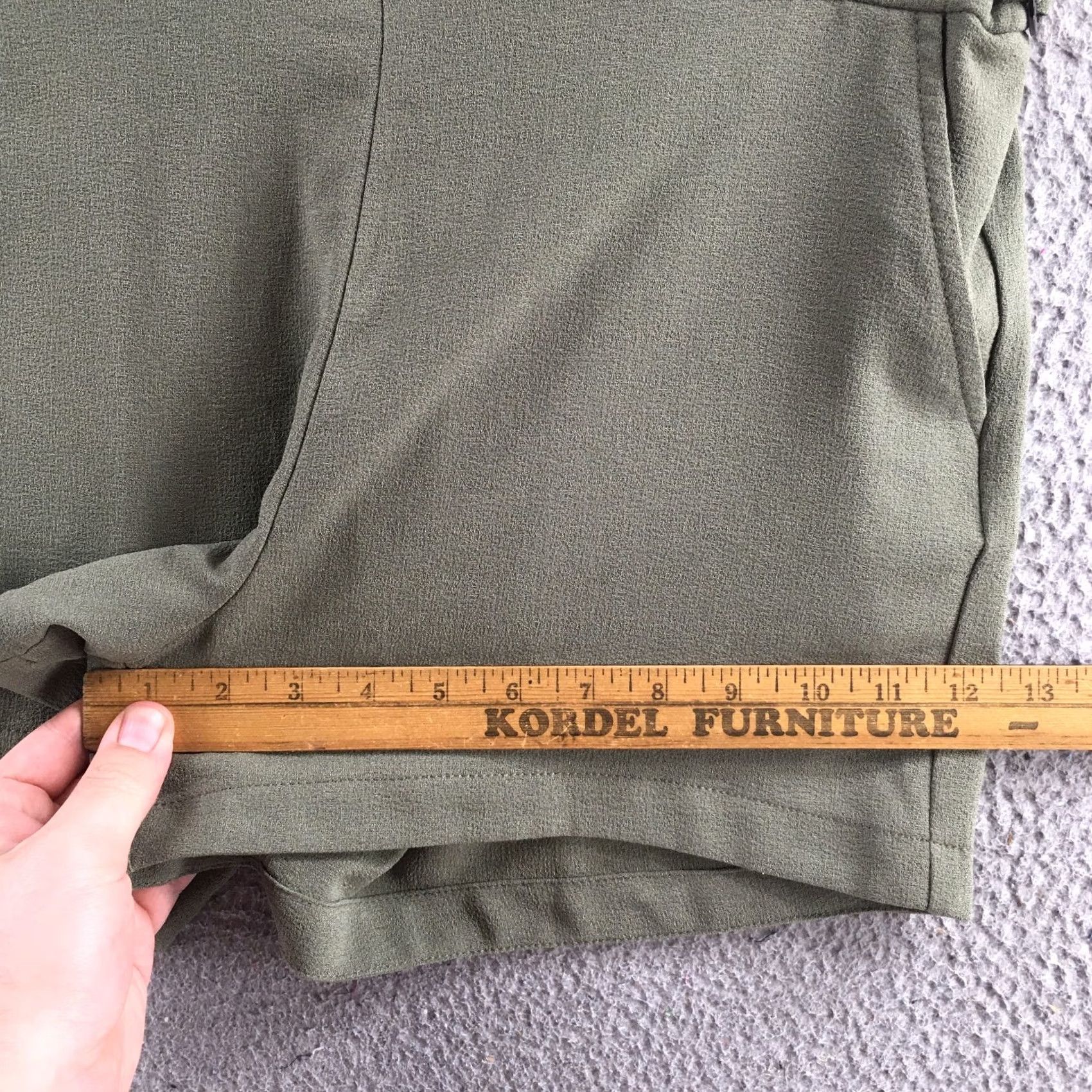 Calvin Klein Calvin Klein Chino Shorts Womens M Green Hi-Rise Pull On Casual Size 32" / US 10 / IT 46 - 7 Thumbnail