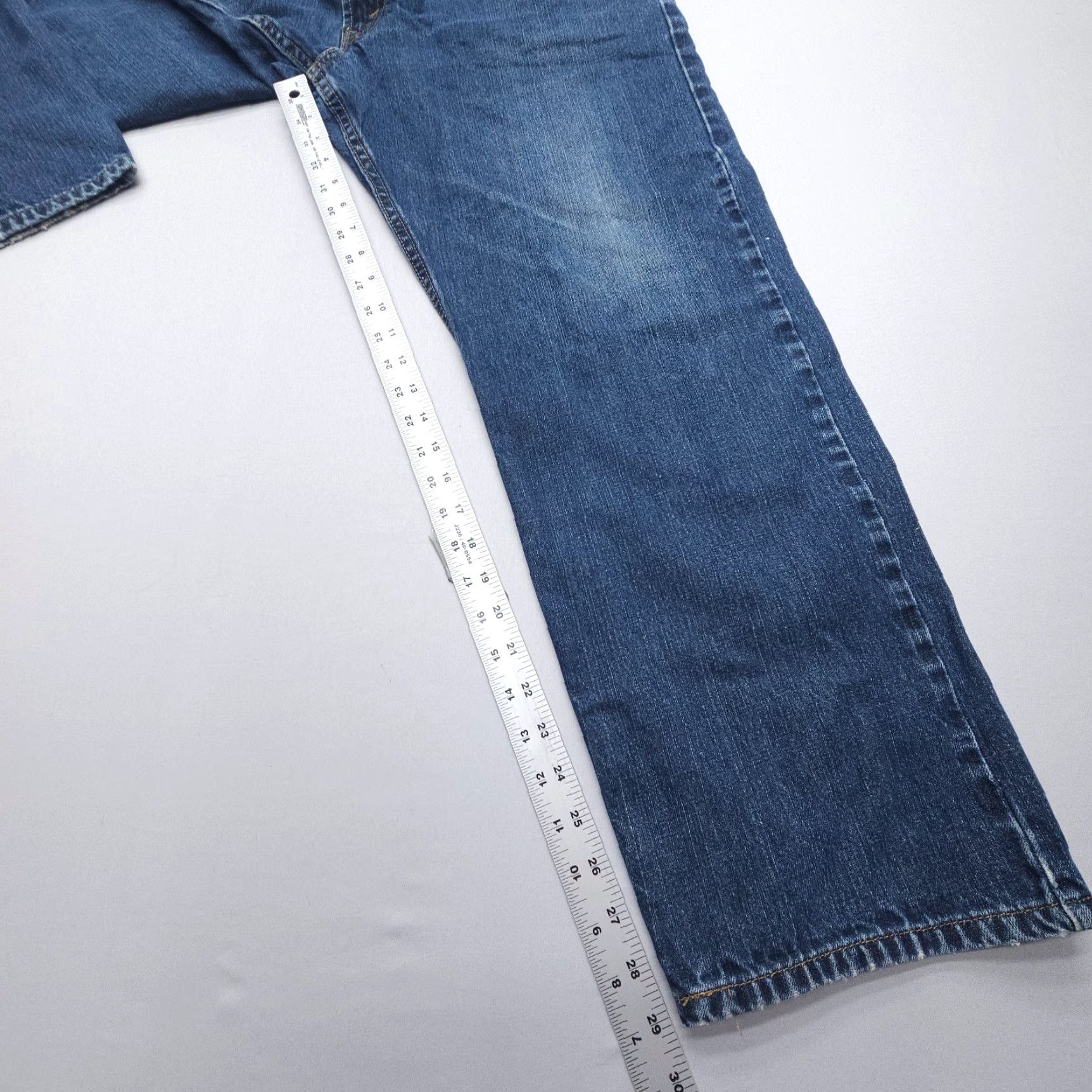 Levi's VINTAGE Levi's 505 Regular Straight Jeans Mens 40 x 30 Dark Wash Blue Denim 5-Pocket Model Levi's 505 American 90s/Mexico Mens Size US 40 / EU 56 - 5 Thumbnail