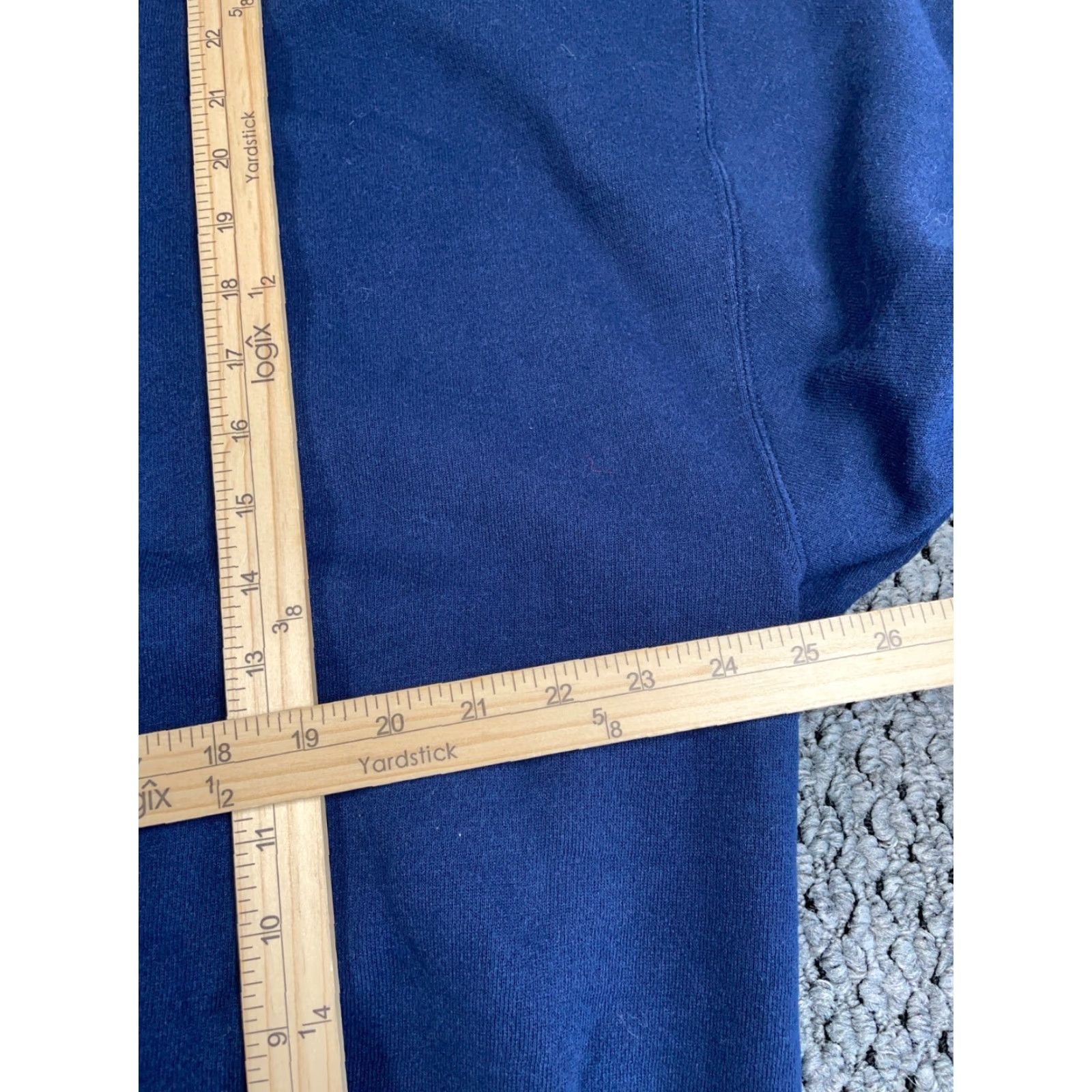Russell Athletic Russell Athletic Solid Blank Crewneck Sweatshirt Adult XL Dark Blue 50/50 Size US XL / EU 56 / 4 - 4 Thumbnail