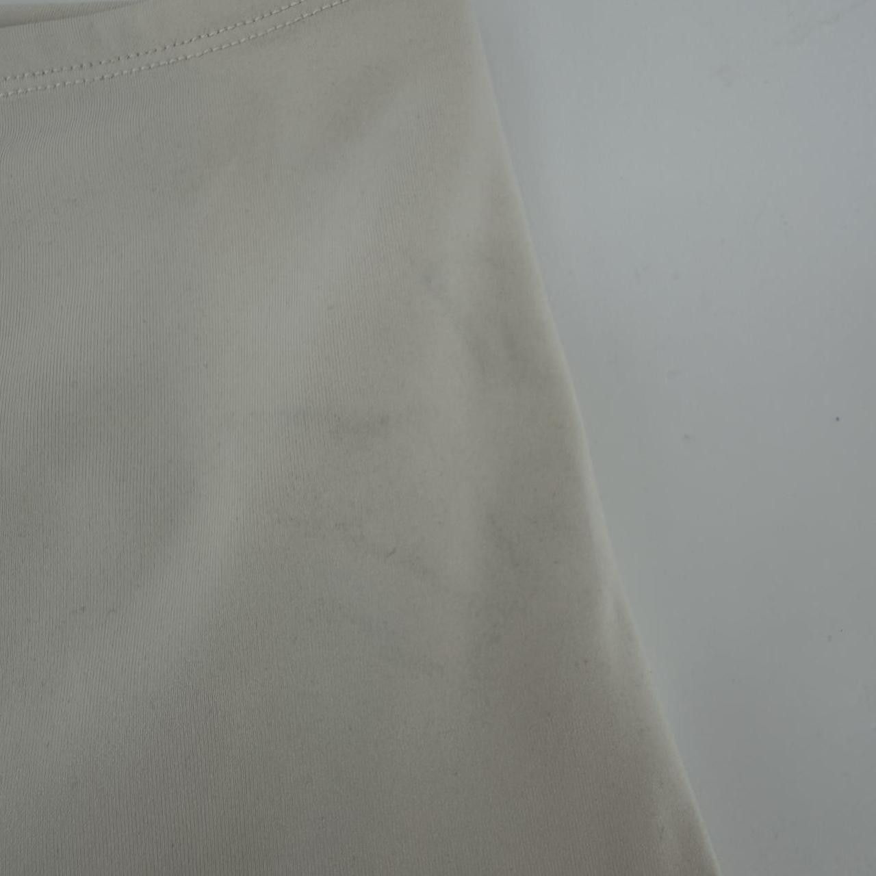 Reformation Reformations Ecomove Cream Shorts Size Size 26" / US 2 / IT 38 - 2 Thumbnail