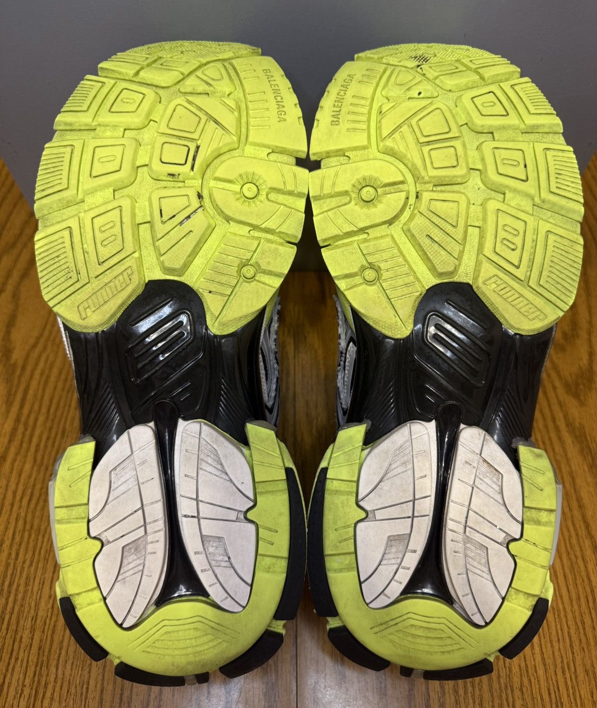 Balenciaga Balenciaga Runner Sneaker (White/Black/Fluo Yellow) Size US 11 / EU 44 - 6 Thumbnail