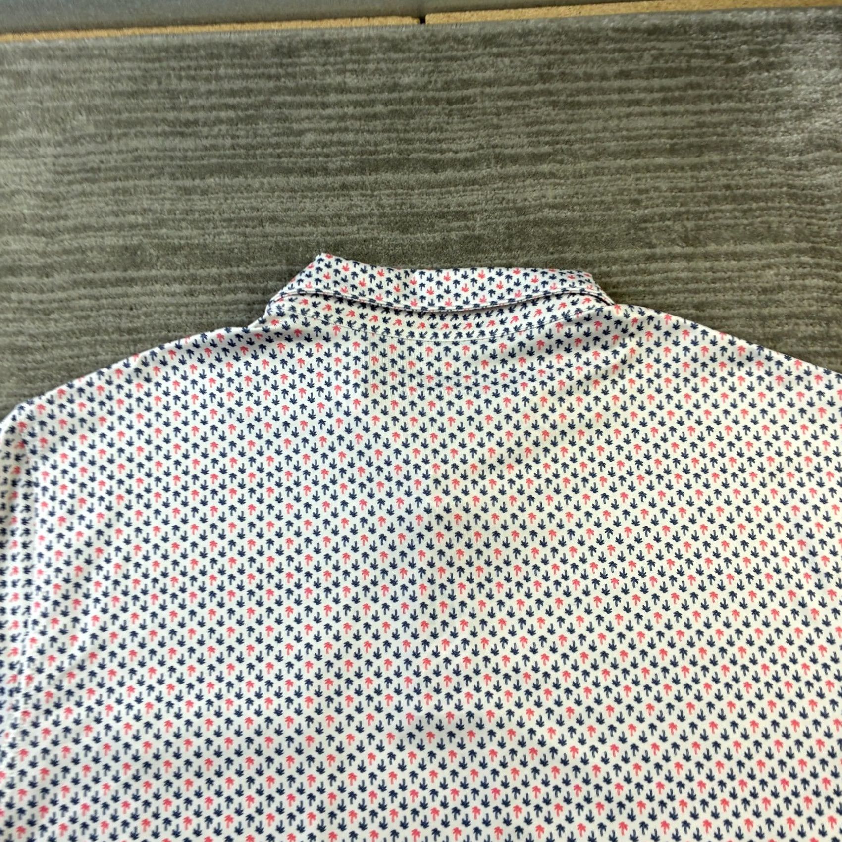 Vineyard Vines Vineyard Vines Polo Shirt Mens XL White All Over Print Golf Performance Shirt Short Sleeve Collared Buttoned Logo Casual Activewear Size US XL / EU 56 / 4 - 5 Thumbnail
