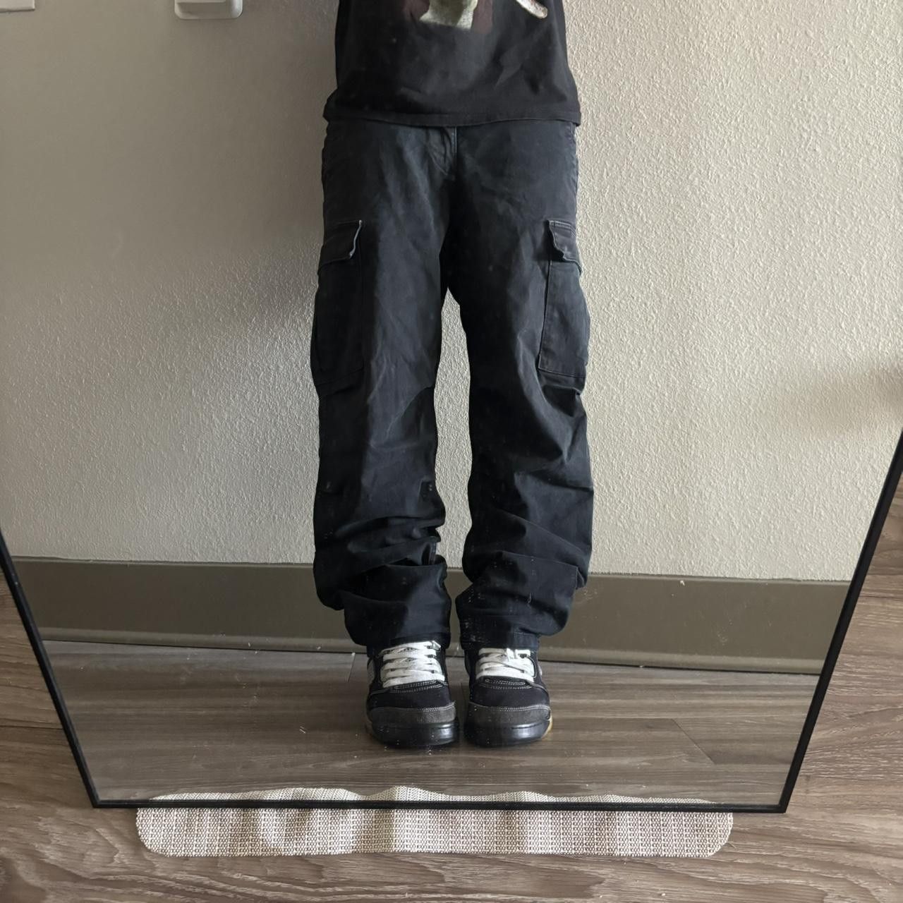 Vintage Crazy Vintage Y2K/2000s Black Streetwear Essential Cargo Pants! 30x28 Size US 30 / EU 46 - 1 Thumbnail
