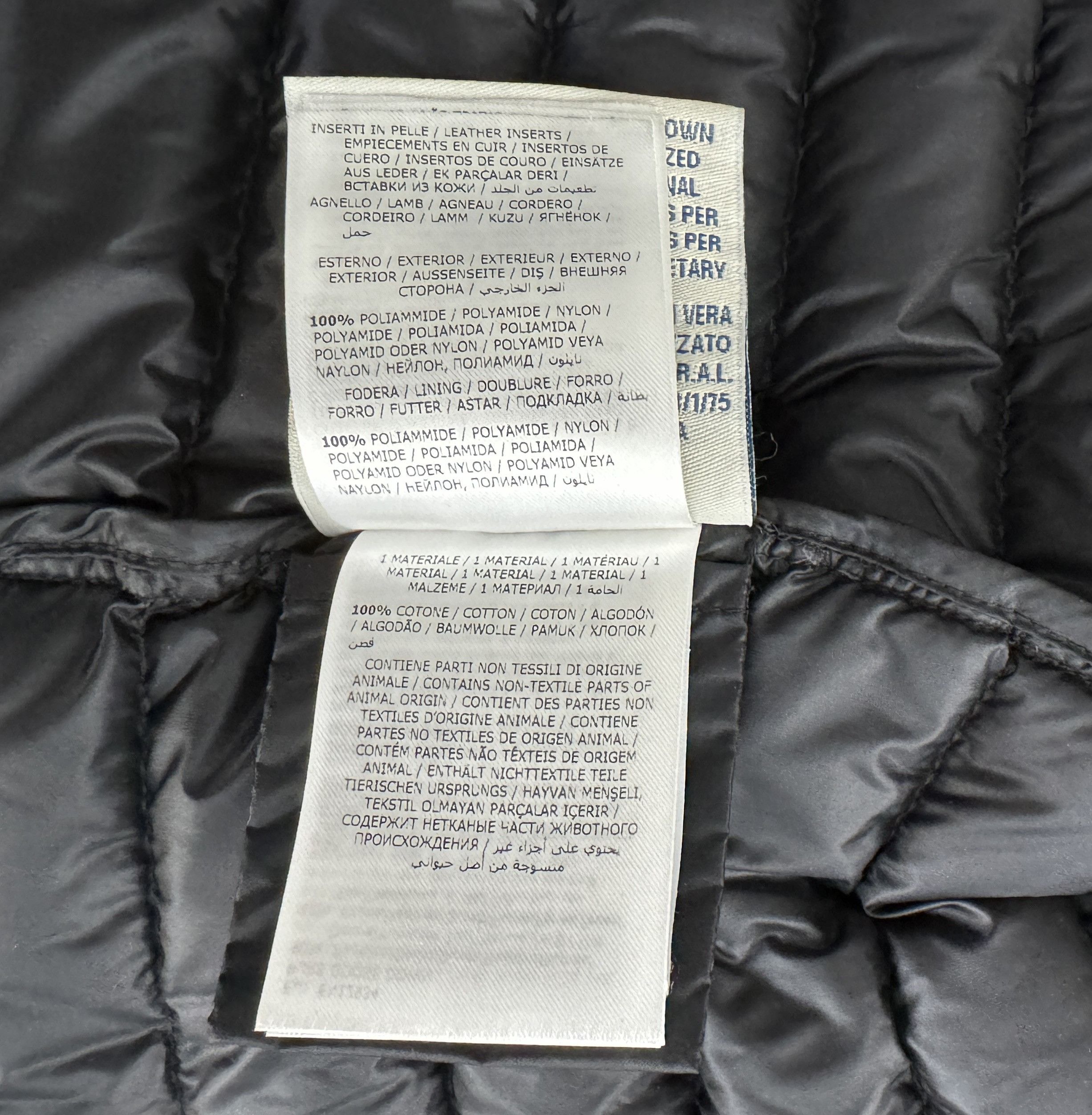 Moncler Moncler Ambert Down Jacket Puffer Denim Trimmed Navy Size 3 Size M / US 6-8 / IT 42-44 - 21 Thumbnail