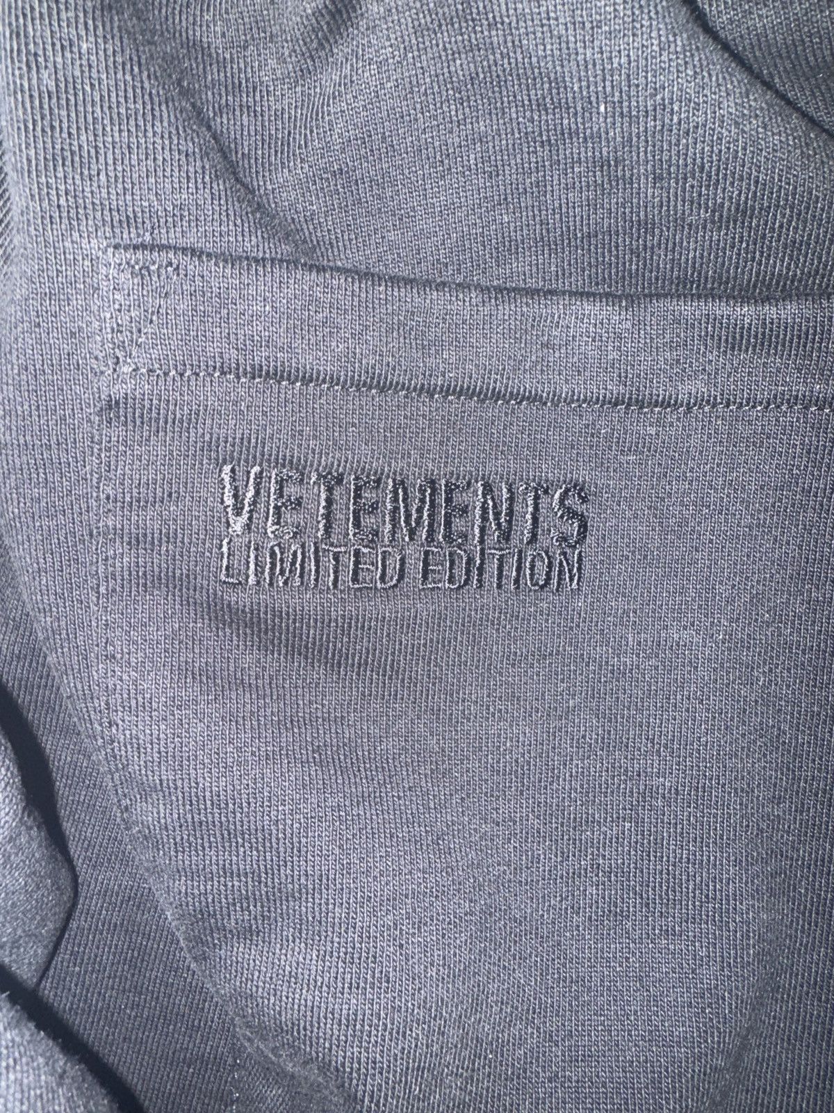 Vetements Vetements Sweatpants Black XS Sticky Note Size US 30 / EU 46 - 3 Thumbnail