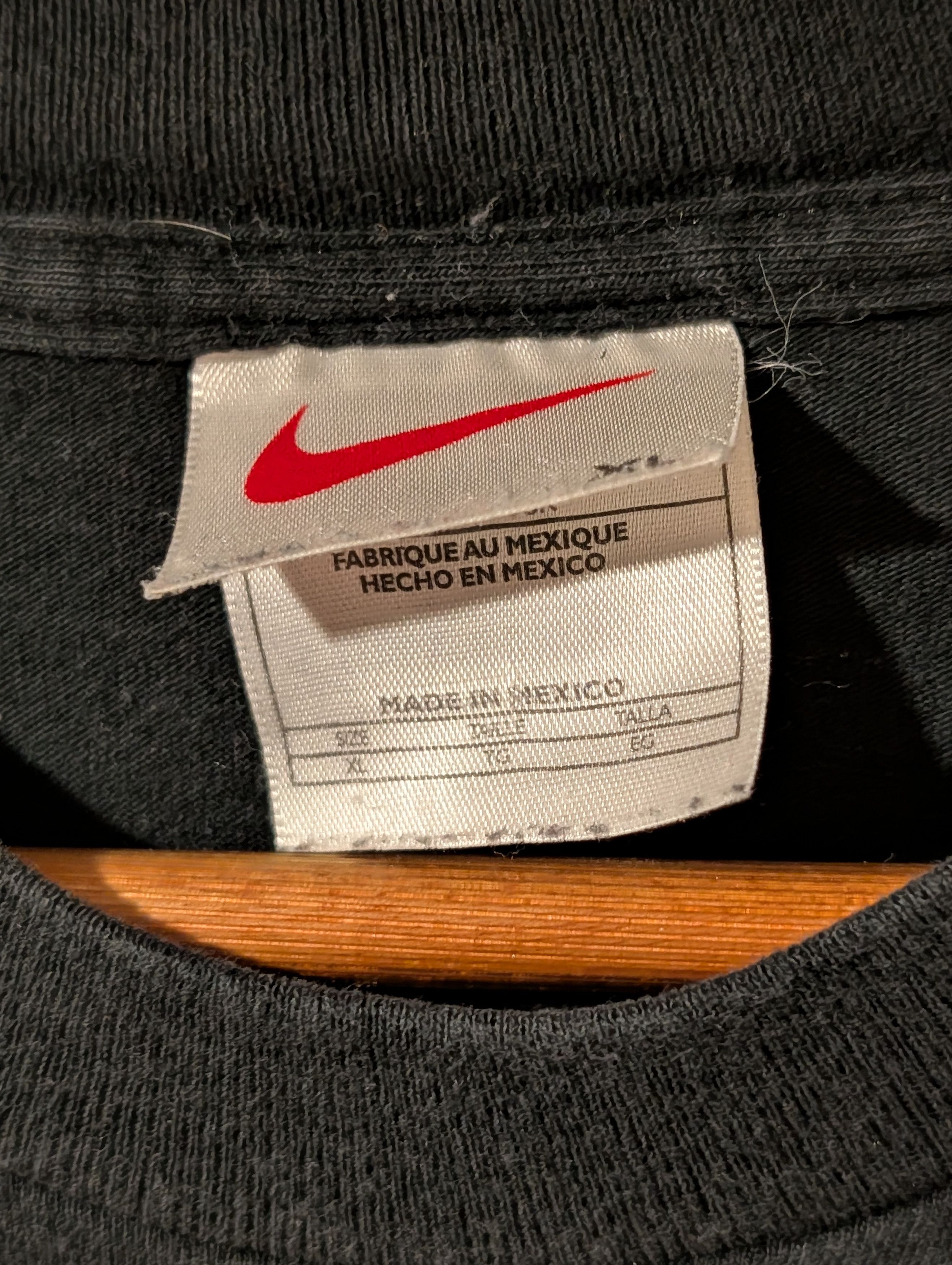 Nike Vintage 90s Nike Mini Swoosh Check Blank Essential T-Shirt Size US XL / EU 56 / 4 - 3 Thumbnail