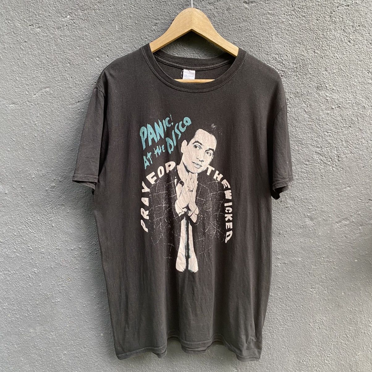 Band Tees Thrashed Faded Panic At The Disco Band Tee Size US L / EU 52-54 / 3 - 1 Thumbnail