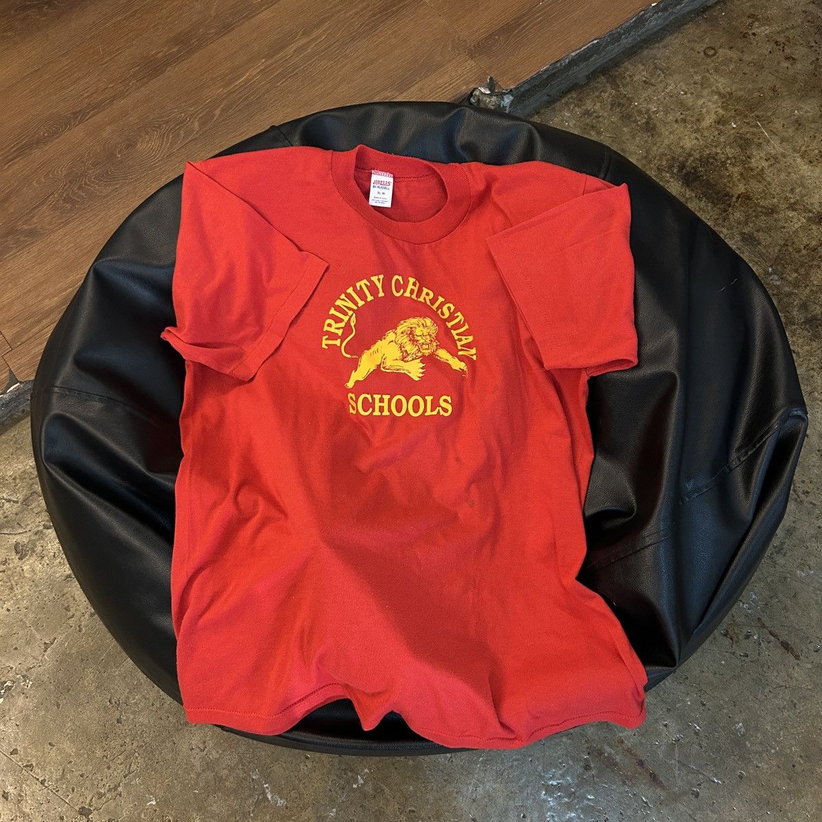 Vintage 1980s Trinity Christian School Varsity Tee Size US L / EU 52-54 / 3 - 9 Thumbnail