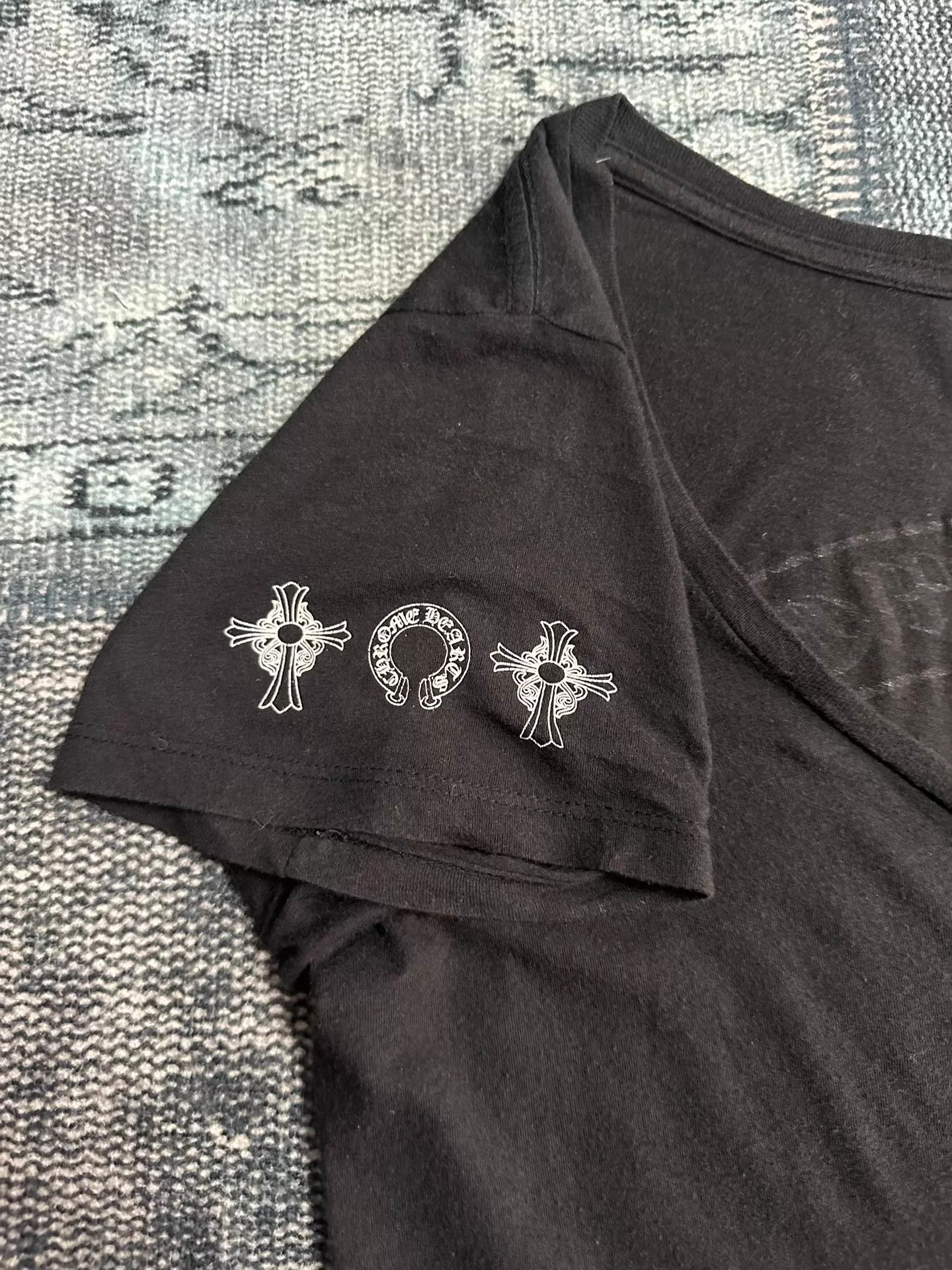 Chrome Hearts Chrome Hearts Deep V Horseshoe 3-Elem Sanskrit SS M Size US M / EU 48-50 / 2 - 7 Thumbnail