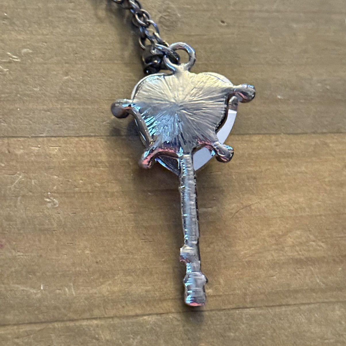 Other Silver tone chunky gemstone heart key pendant necklace Size ONE SIZE - 5 Thumbnail