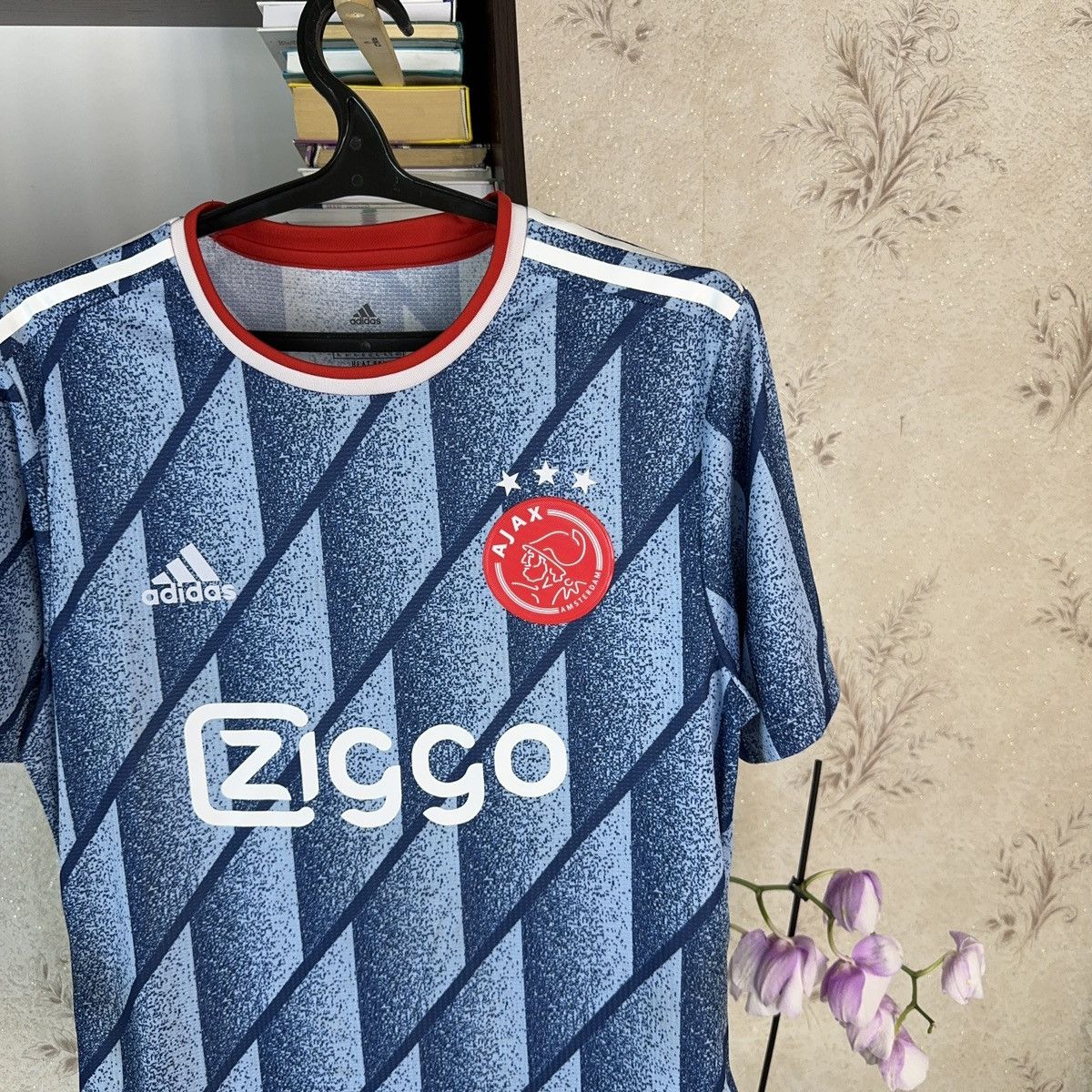 Adidas Adidas Ajax Jersey 2020-2021 Heat RDY Away Football Sz XL Size US XL / EU 56 / 4 - 4 Thumbnail