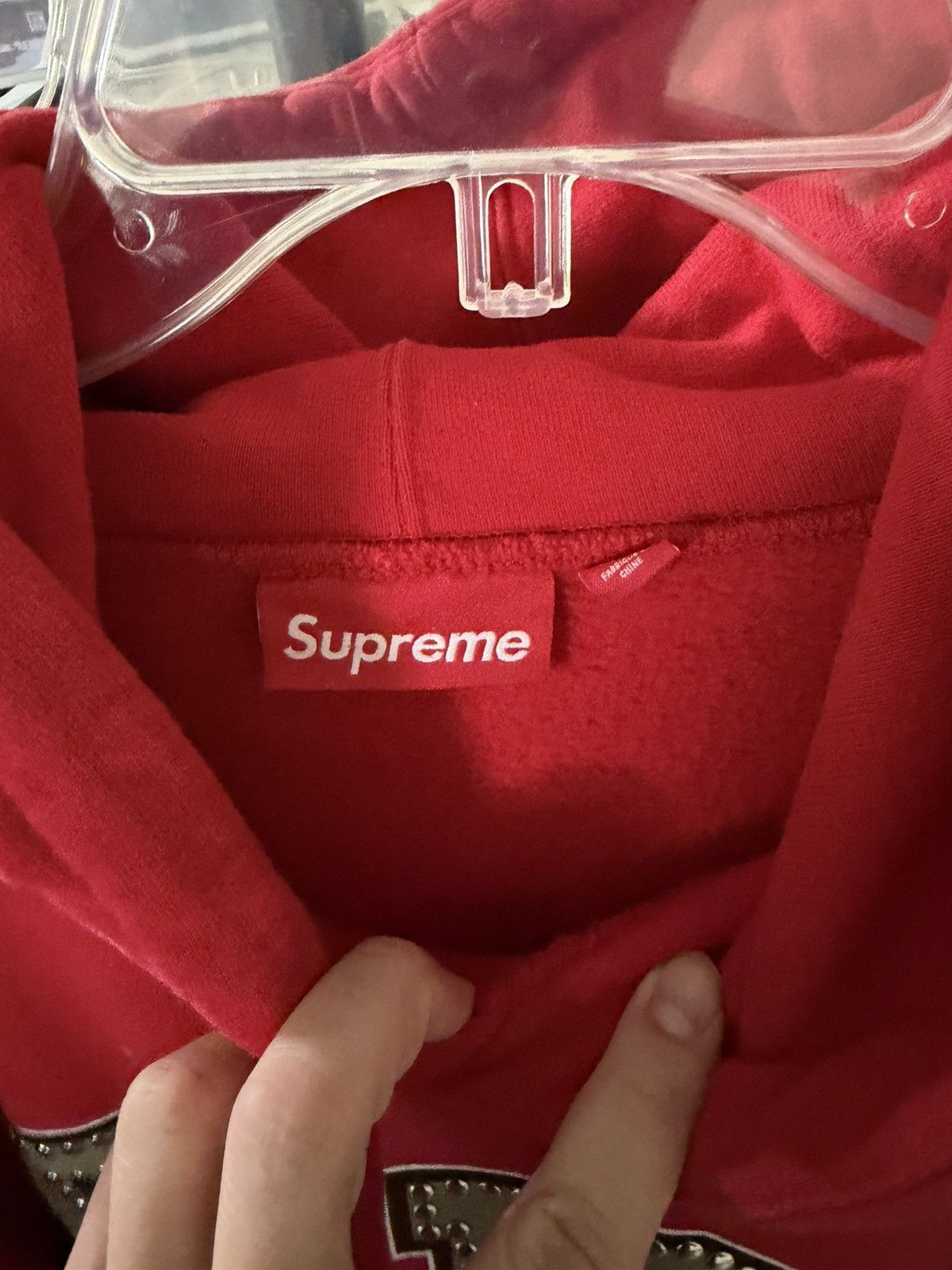 Supreme Supreme Champions Hoodie Red XXL WORN ONCE Size US XXL / EU 58 / 5 - 2 Thumbnail