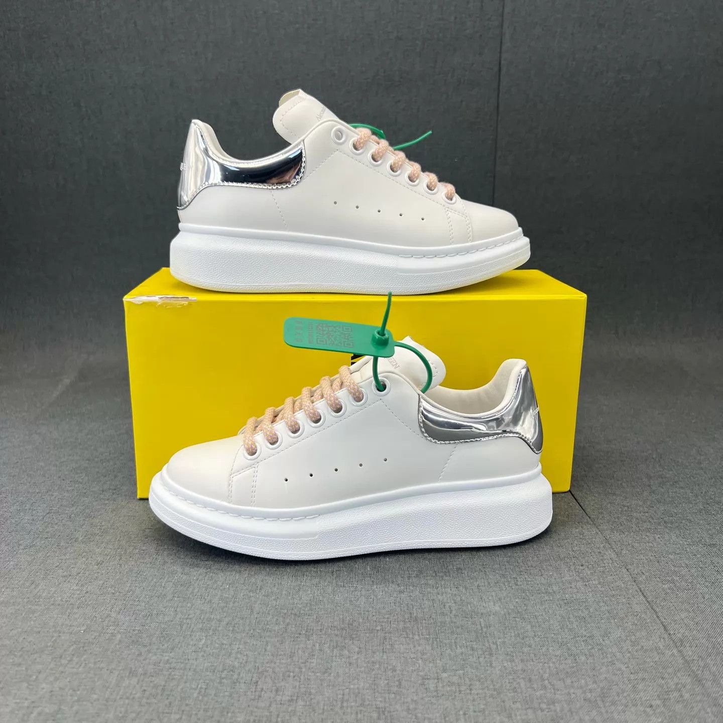 Alexander McQueen McQueen Silver Plated Women's 36 Size US 5.5 / IT 35.5 - 2 Thumbnail