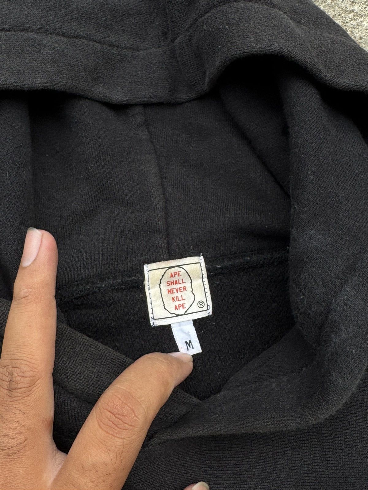 Bape Bape Hoodie 2000s Size US M / EU 48-50 / 2 - 5 Thumbnail