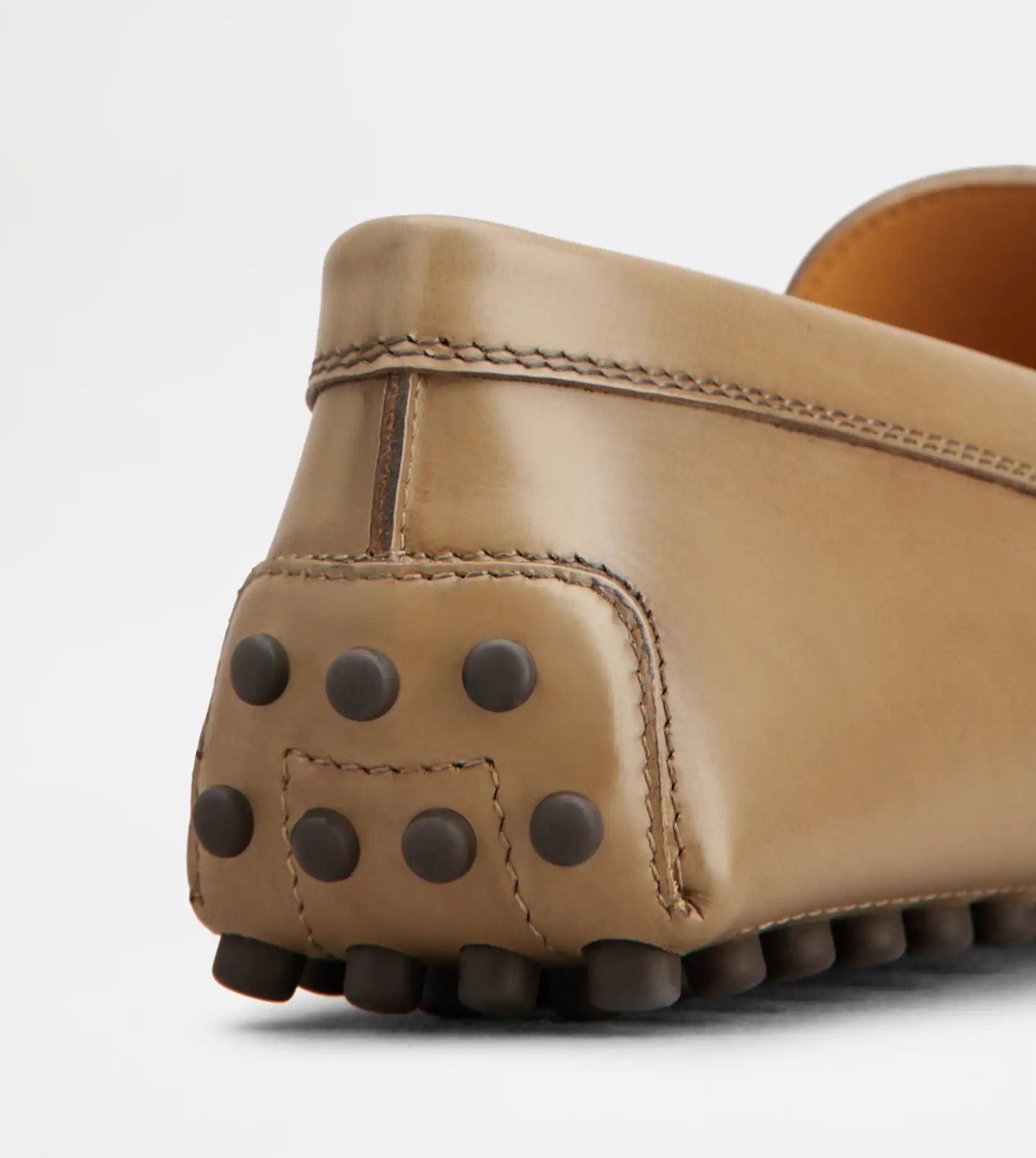 Tod's o1s22i1n0325 Leather Driving Loafers in Brown Size US 7 / IT 37 - 6 Thumbnail
