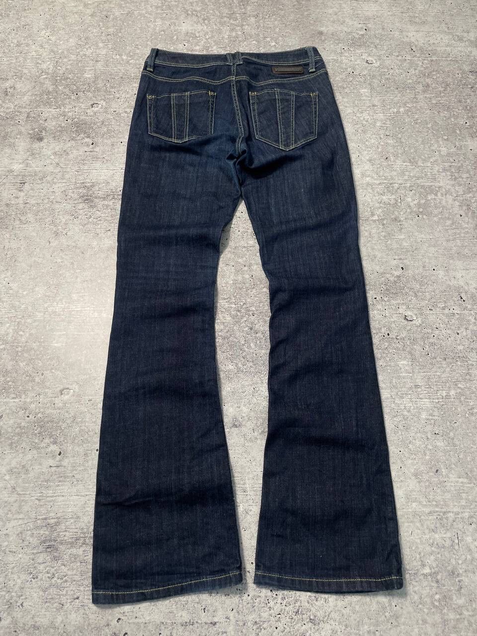 Burberry Vintage Burberry Brit Flared Denim Jeans Women Y2K Size 30" / US 8 / IT 44 - 2 Thumbnail