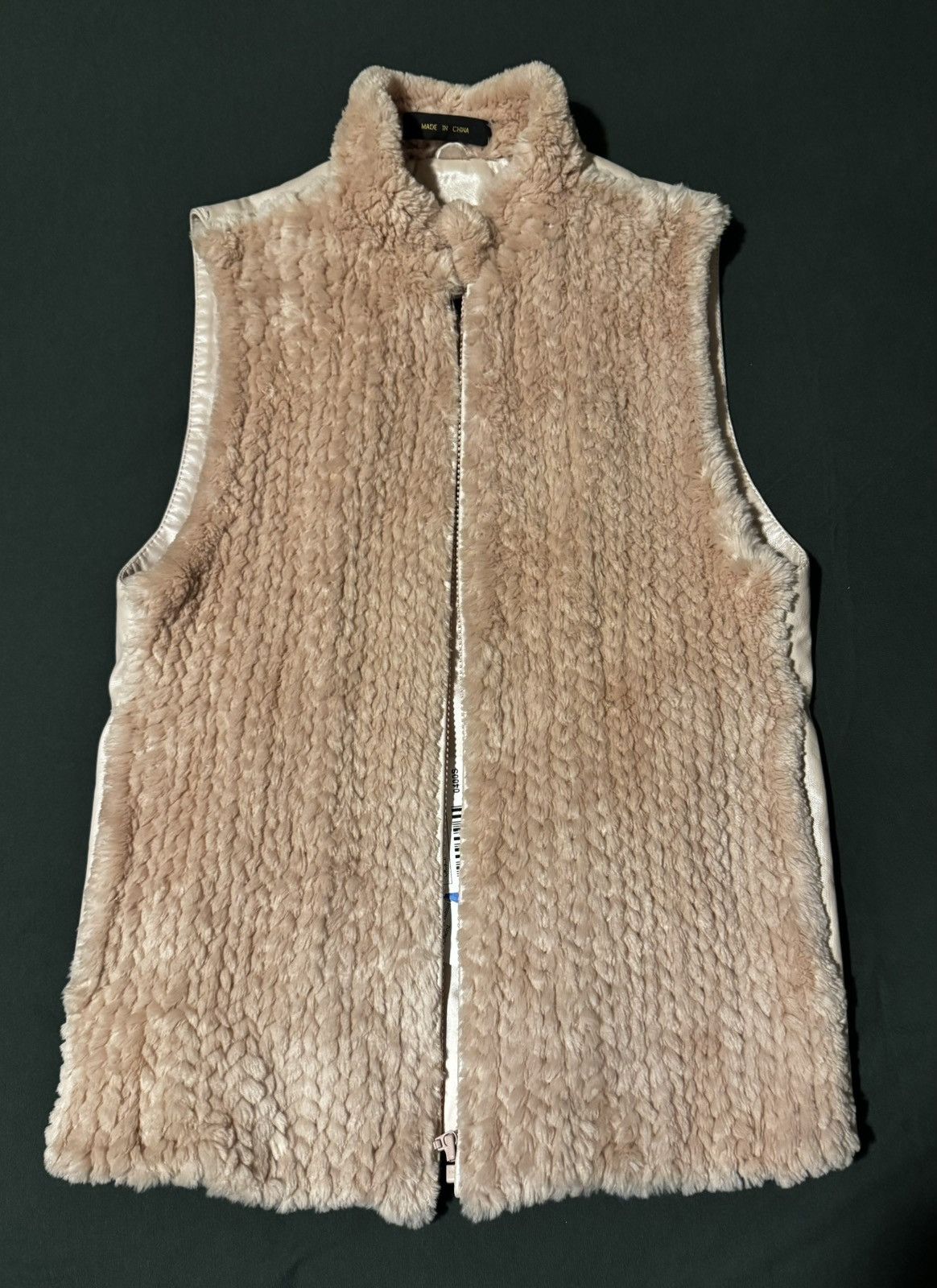 Vintage Vintage Henig Furs Vest Brand New with tags Size S / US 4 / IT 40 - 1 Thumbnail