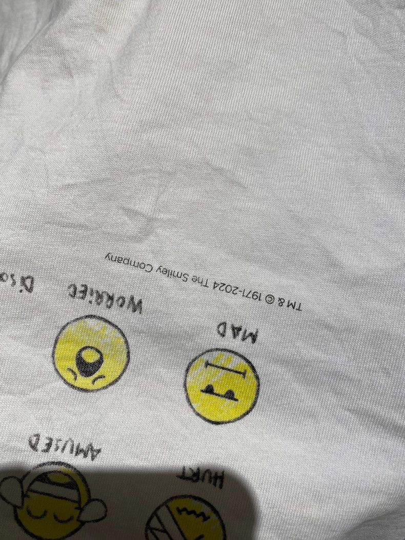 Balenciaga Balenciaga Special Edition Smiley Company Short Sleeve Size US S / EU 44-46 / 1 - 4 Thumbnail