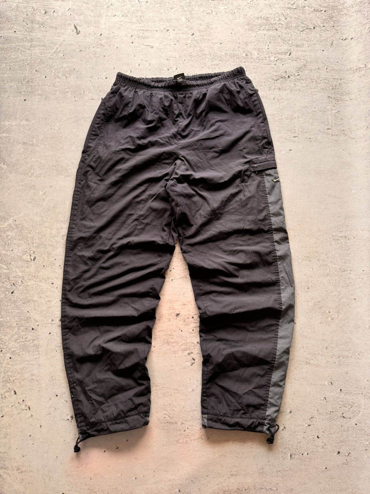Nike × Vintage NIKE VINTAGE BASIC LOGO OVERSIZE BAGGY PANTS Size US 34 / EU 50 - 1 Thumbnail