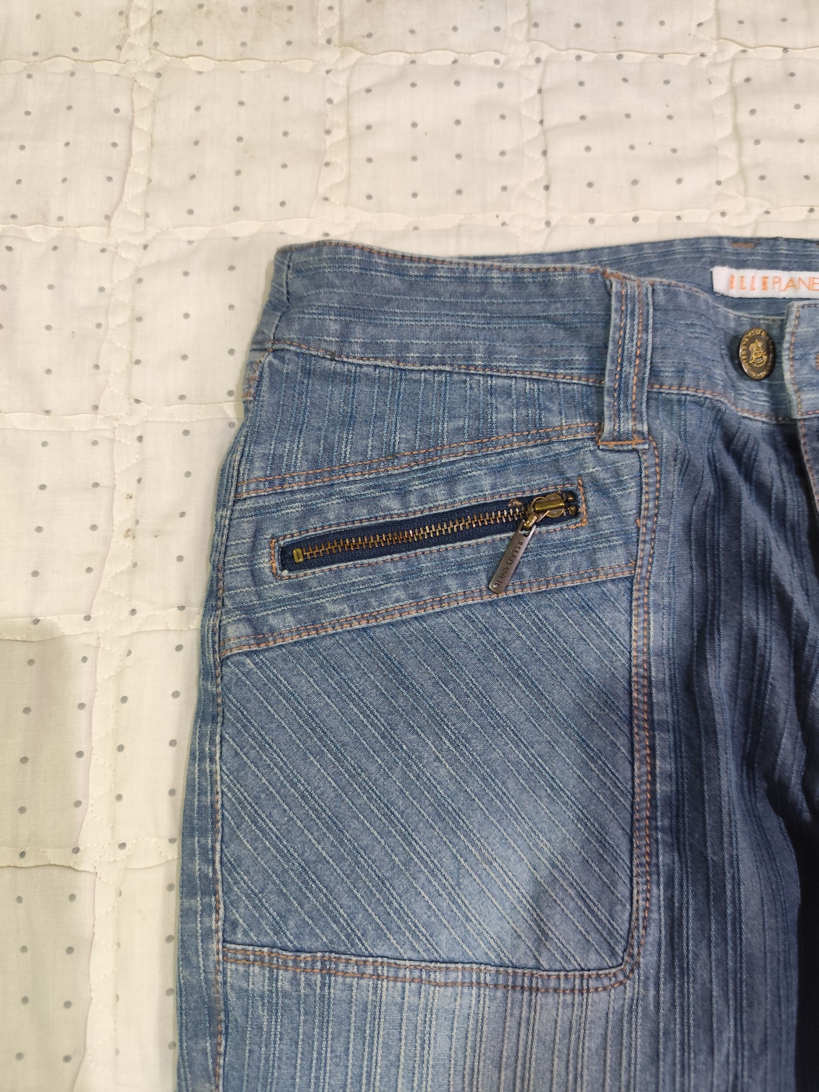Issey Miyake × Japanese Brand Vintage Elle Planete Flare Denim J024 Size 30" / US 8 / IT 44 - 4 Thumbnail