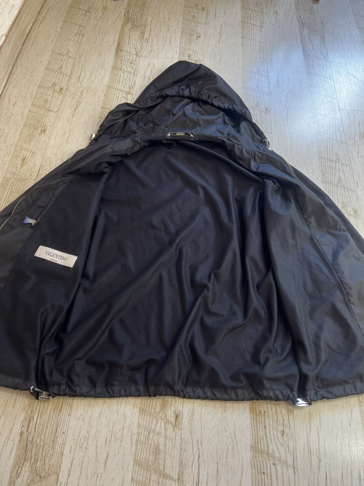 Valentino Valentino Black Nylon Windbreaker Jacket Size US S / EU 44-46 / 1 - 8 Thumbnail