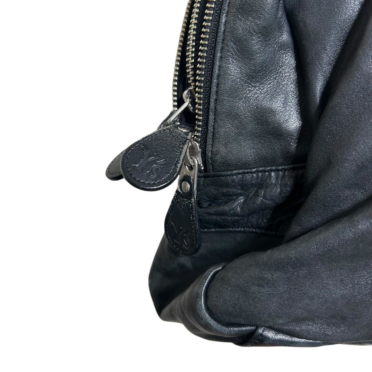 Designer × Vintage × Yohji Yamamoto Vintage Yohji Yamamoto black multi zip leather bag Size ONE SIZE - 12 Thumbnail