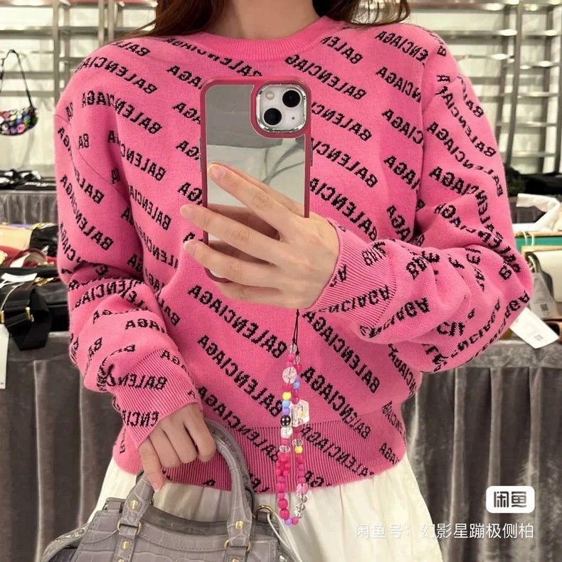 Balenciaga Balenciaga Pink bullet screen full of knitted sweaters Size M / US 6-8 / IT 42-44 - 1 Thumbnail