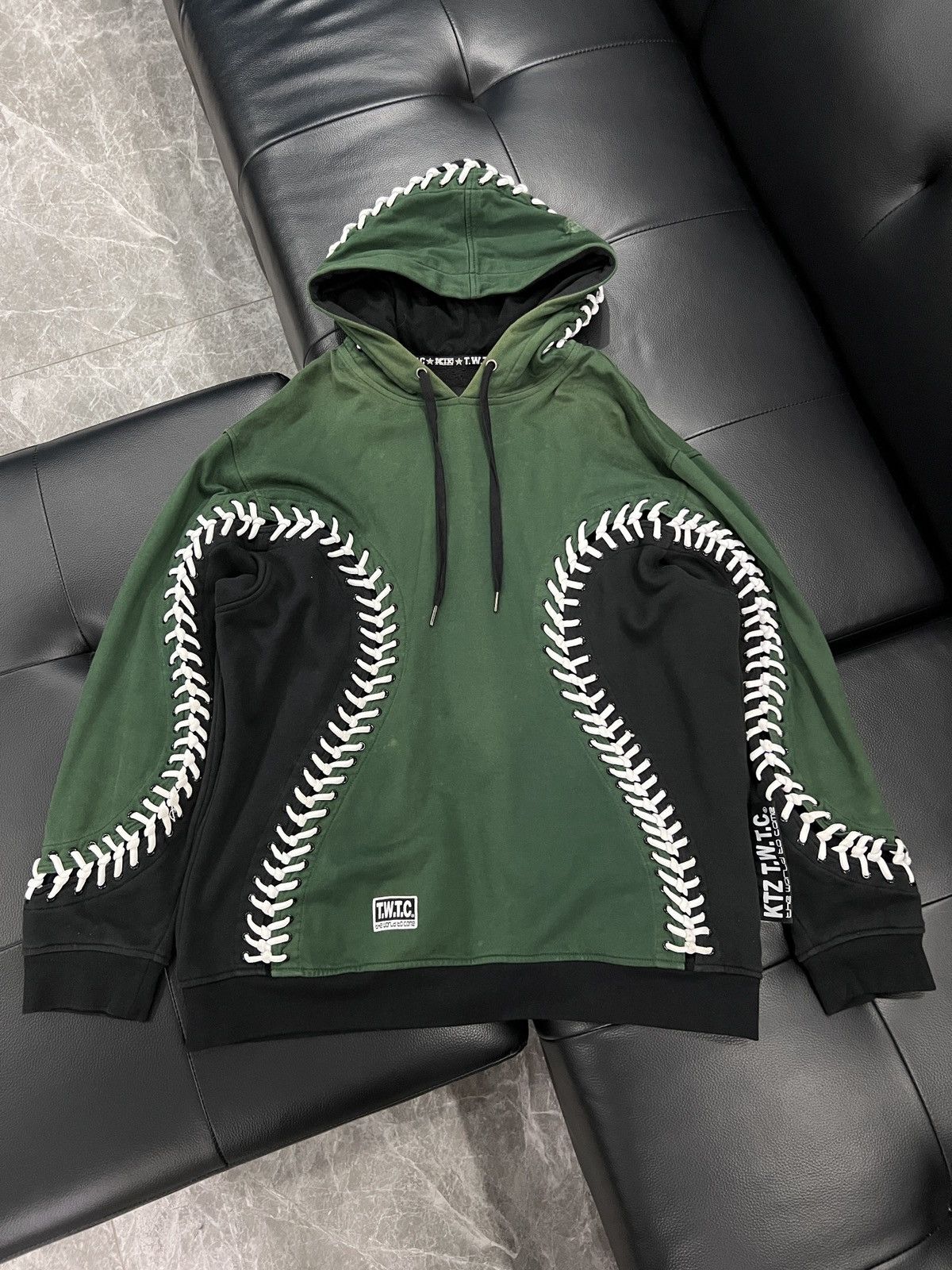 KTZ KTZ FW16 Runway Baseball Lace Panel Hoodie Size US L / EU 52-54 / 3 - 1 Thumbnail