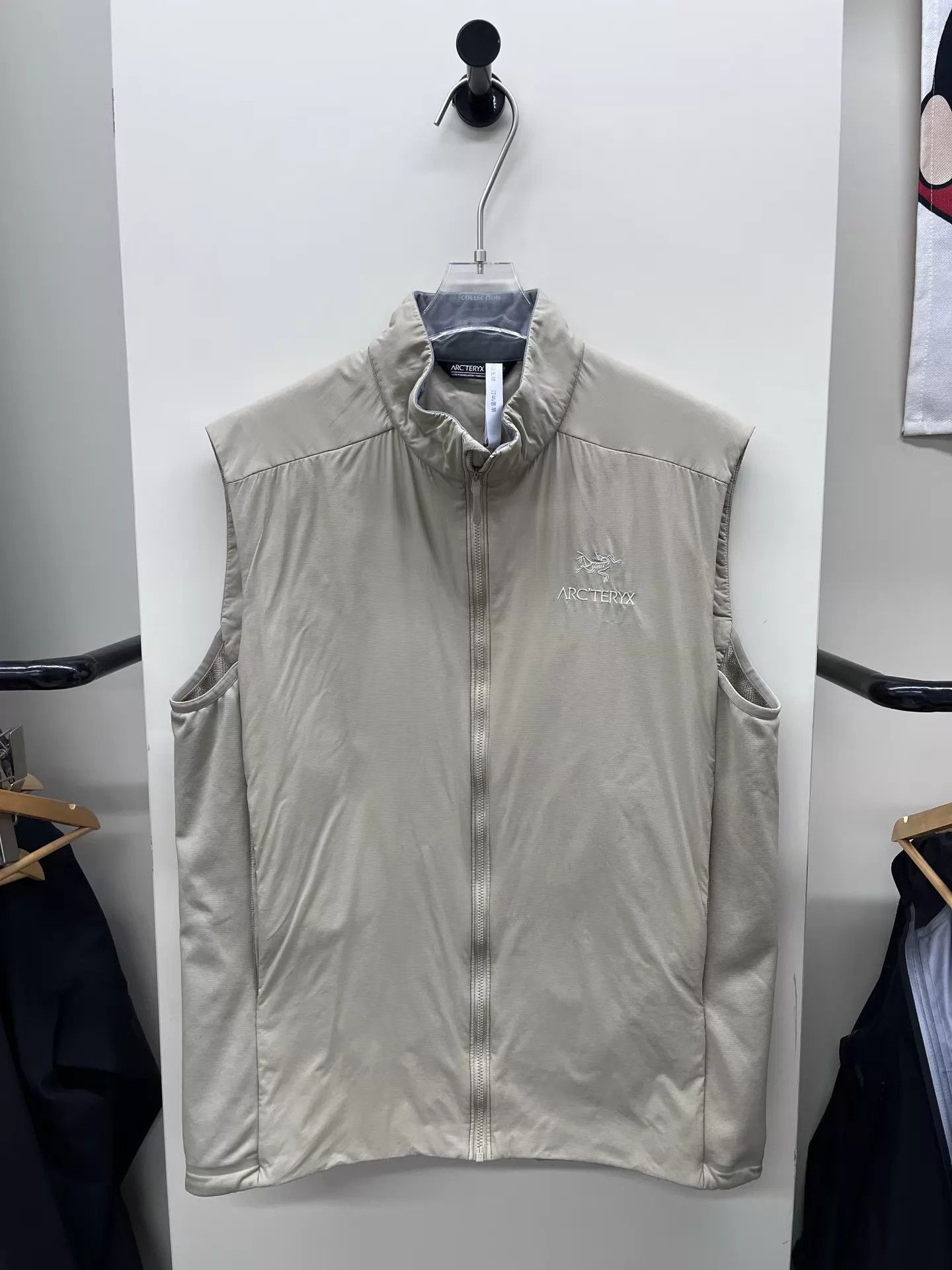 Arc'teryx Arcteryx Stand Collar ATOM Vest Men's Misty Gray L Size US L / EU 52-54 / 3 - 1 Thumbnail