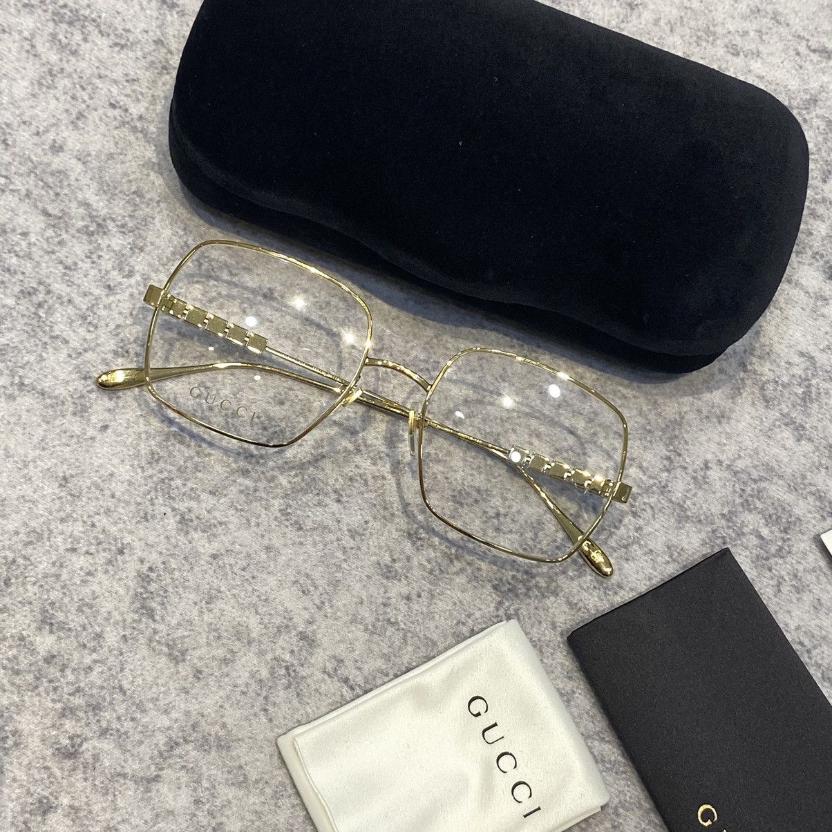 Gucci GUCCI GG1434O 001 Sunglasses GOLD Size ONE SIZE - 3 Thumbnail