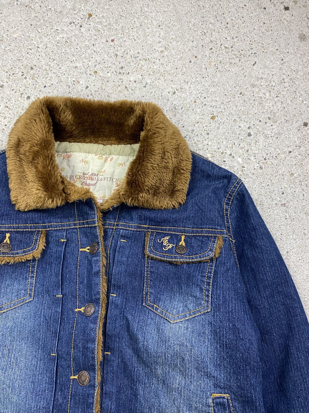 Abercrombie & Fitch Abercrombie & fitch denim jeans jacket fux fur vintage Size M / US 6-8 / IT 42-44 - 5 Thumbnail