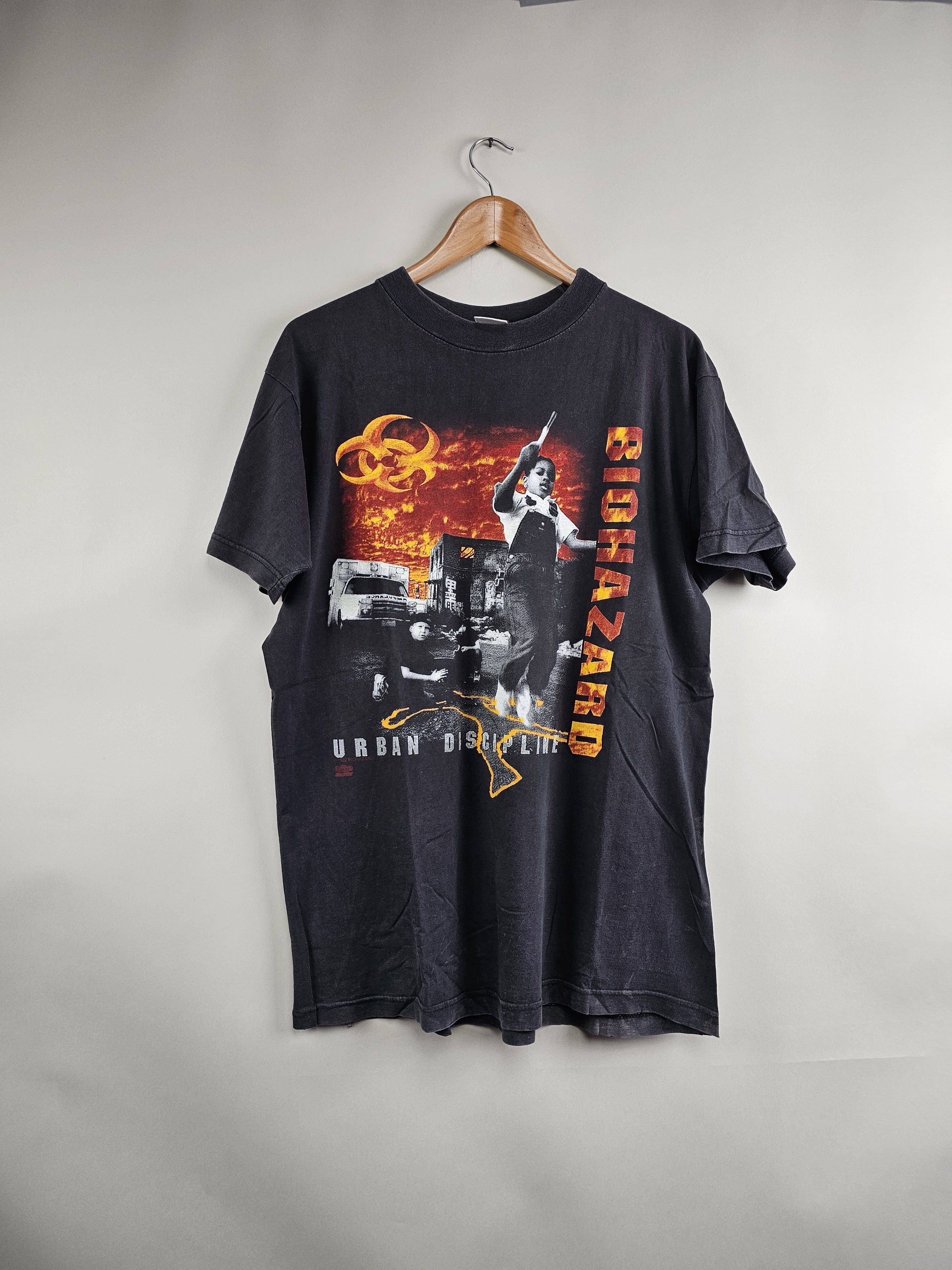 Biohazard Tシャツ \"Urban discipline\" Biohazard Tシャツ 