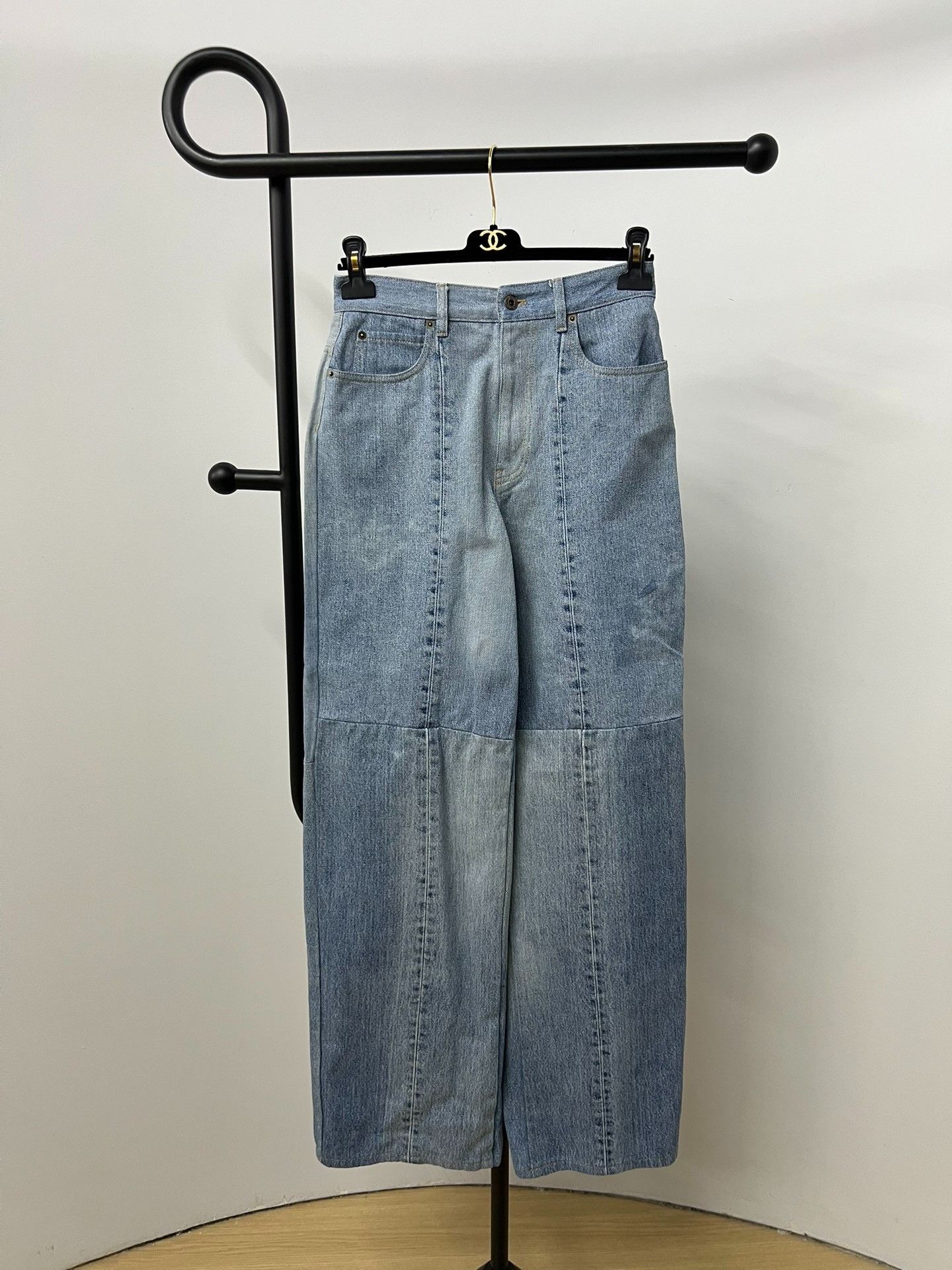 Miu Miu Miu Miu Colorblock Washed Wide-Leg Jeans Size 25" / US 0 / IT 36 - 1 Thumbnail