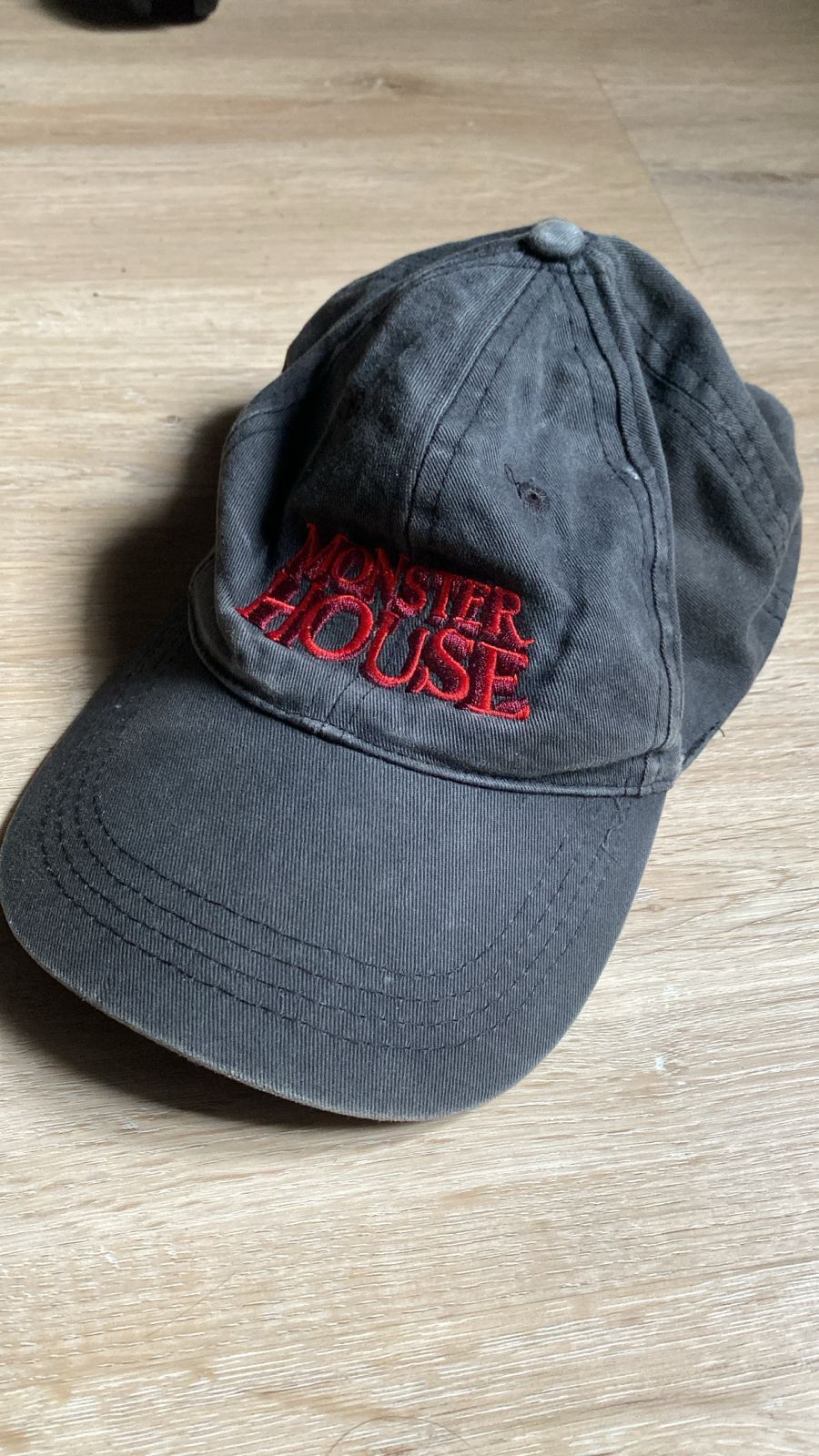 Cartoon Network × Vintage Y2K Rare Monster House Official Caps Size ONE SIZE - 1 Thumbnail