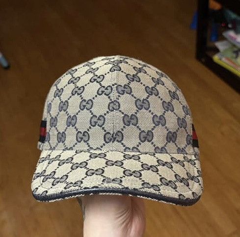 Gucci Medium Gucci Hat flawless condition,Double G Baseball Canvas Size ONE SIZE - 1 Thumbnail