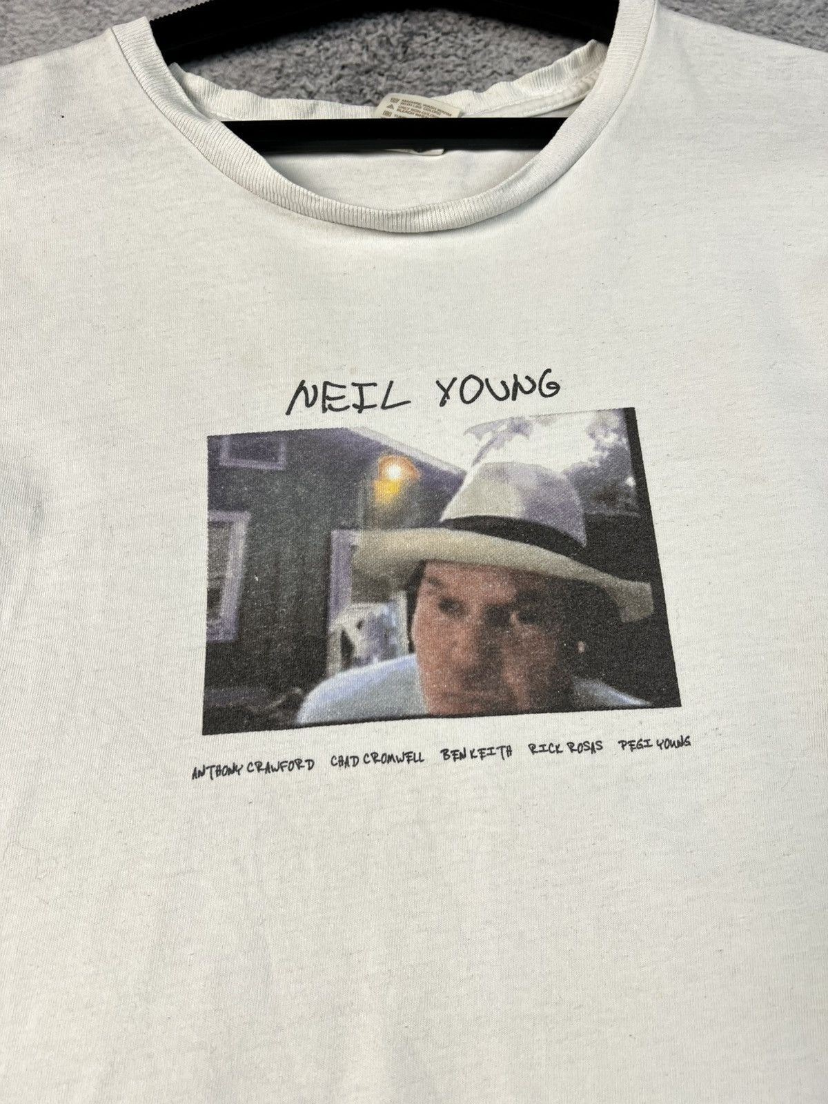 Band Tees Neil Young 2009 tour T-shirt Size US L / EU 52-54 / 3 - 5 Thumbnail
